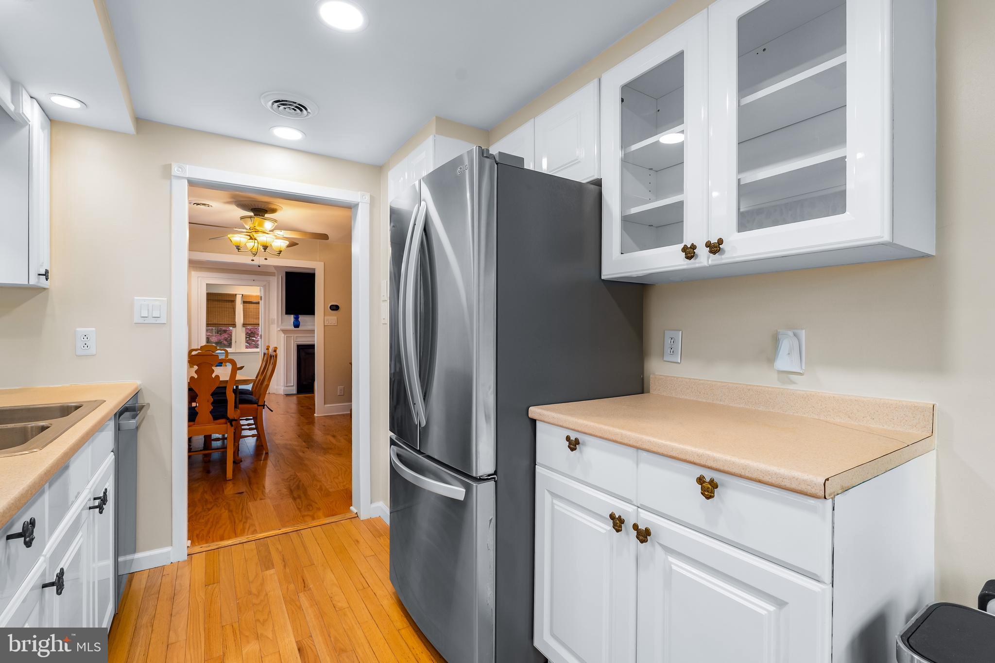 CRYSTAL BEACH MANOR - Residential