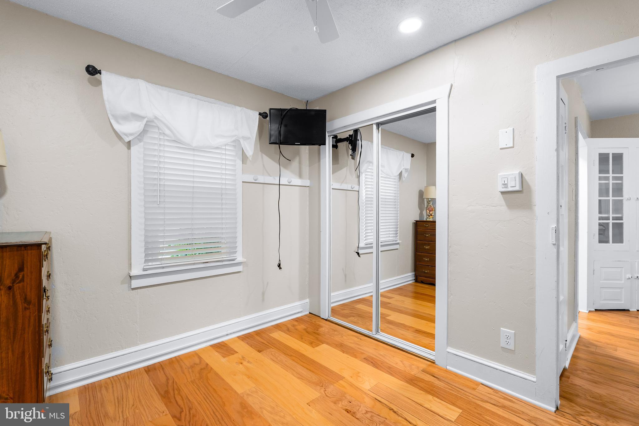 CRYSTAL BEACH MANOR - Residential