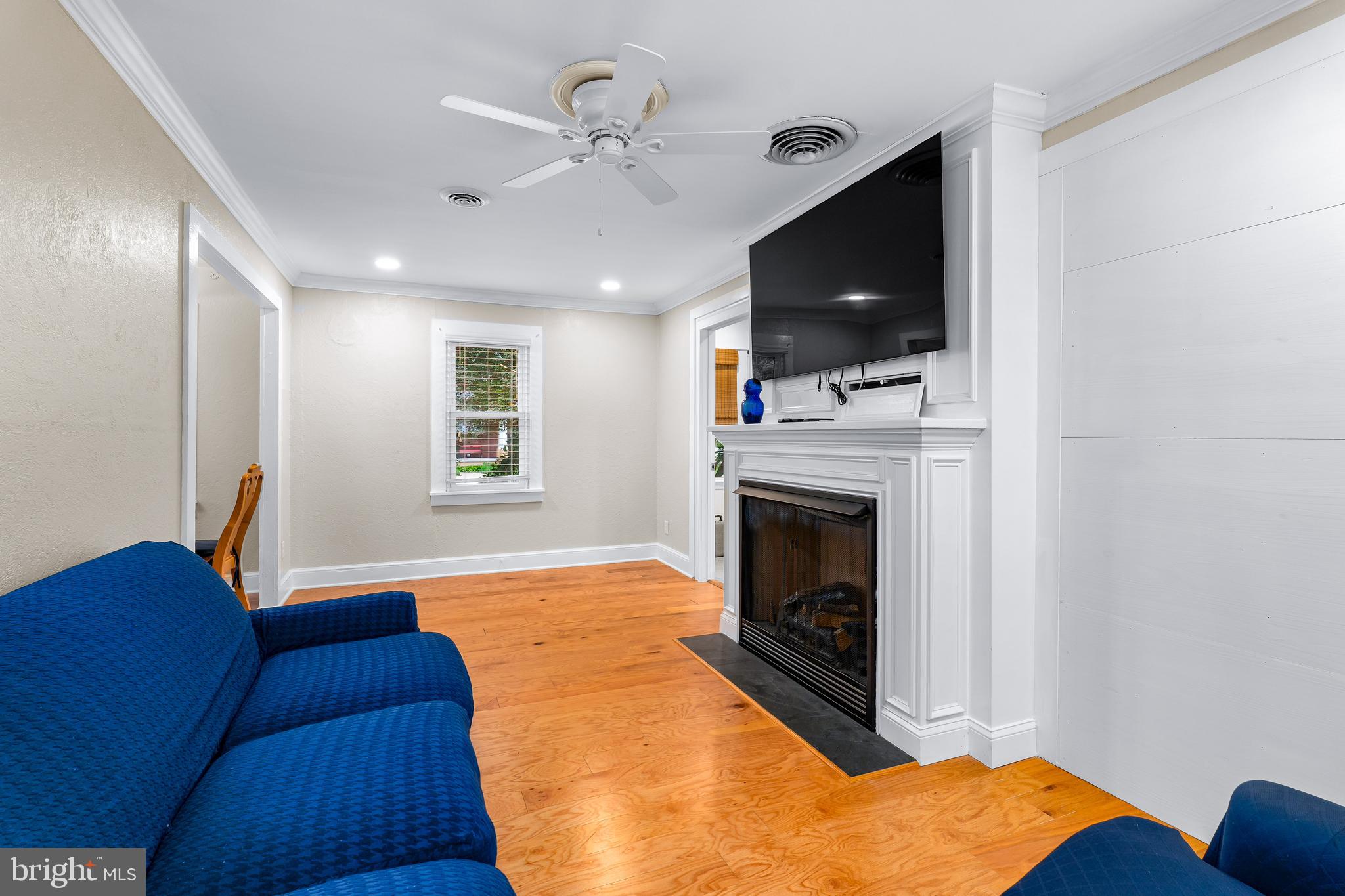 CRYSTAL BEACH MANOR - Residential