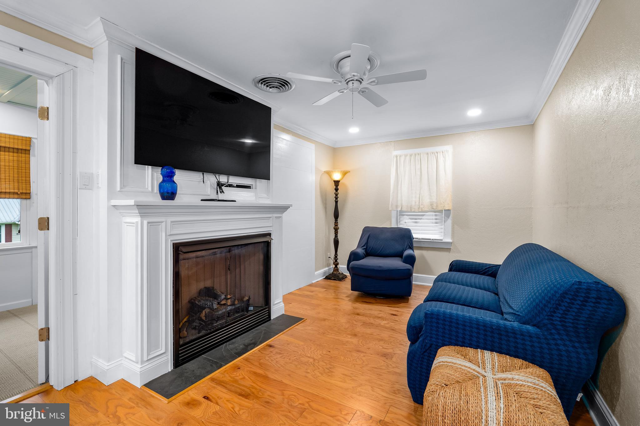 CRYSTAL BEACH MANOR - Residential