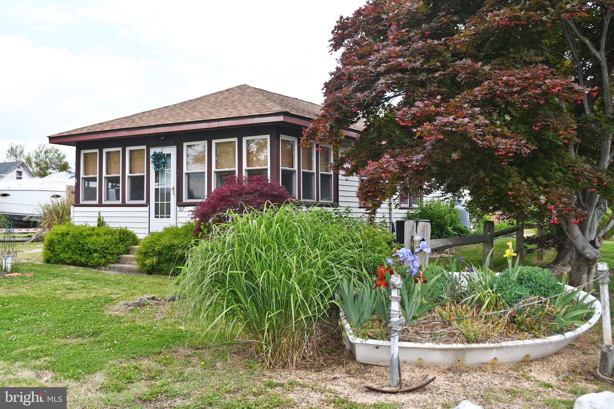 CRYSTAL BEACH MANOR - Residential