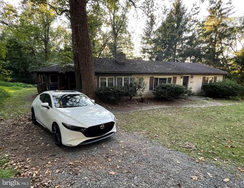 Homes For Sale - 1412 Kaylor Road<br/> HUMMELSTOWN, PA 17036