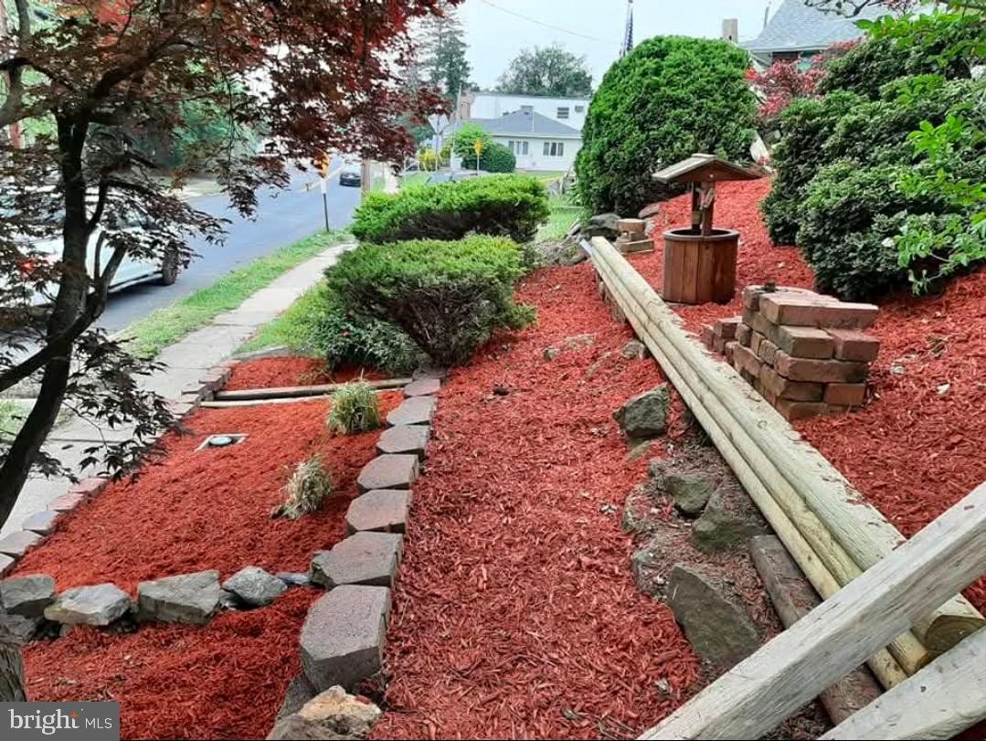 964 NEW HOLLAND ROAD