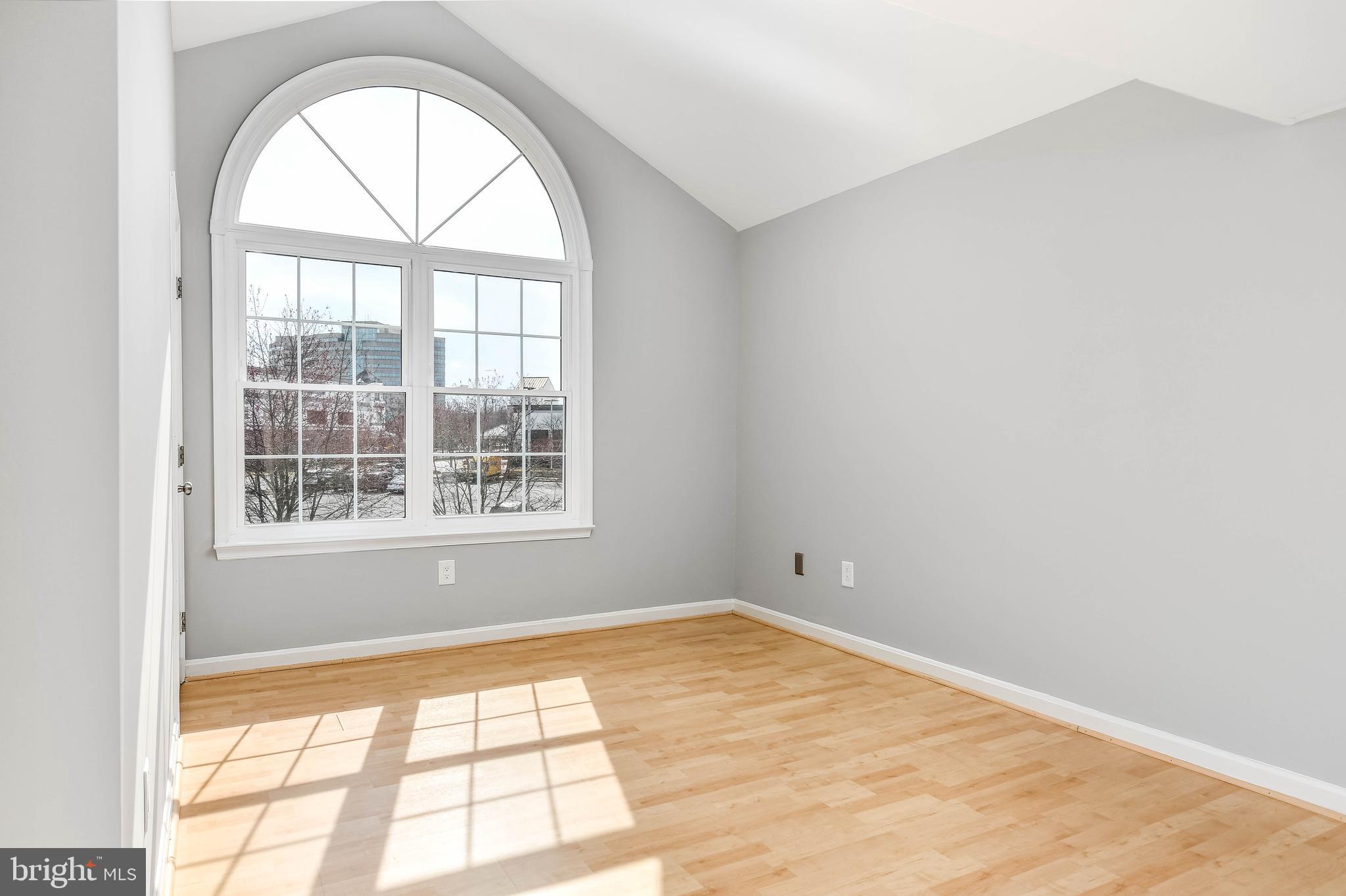 FAIRMONT - Residential