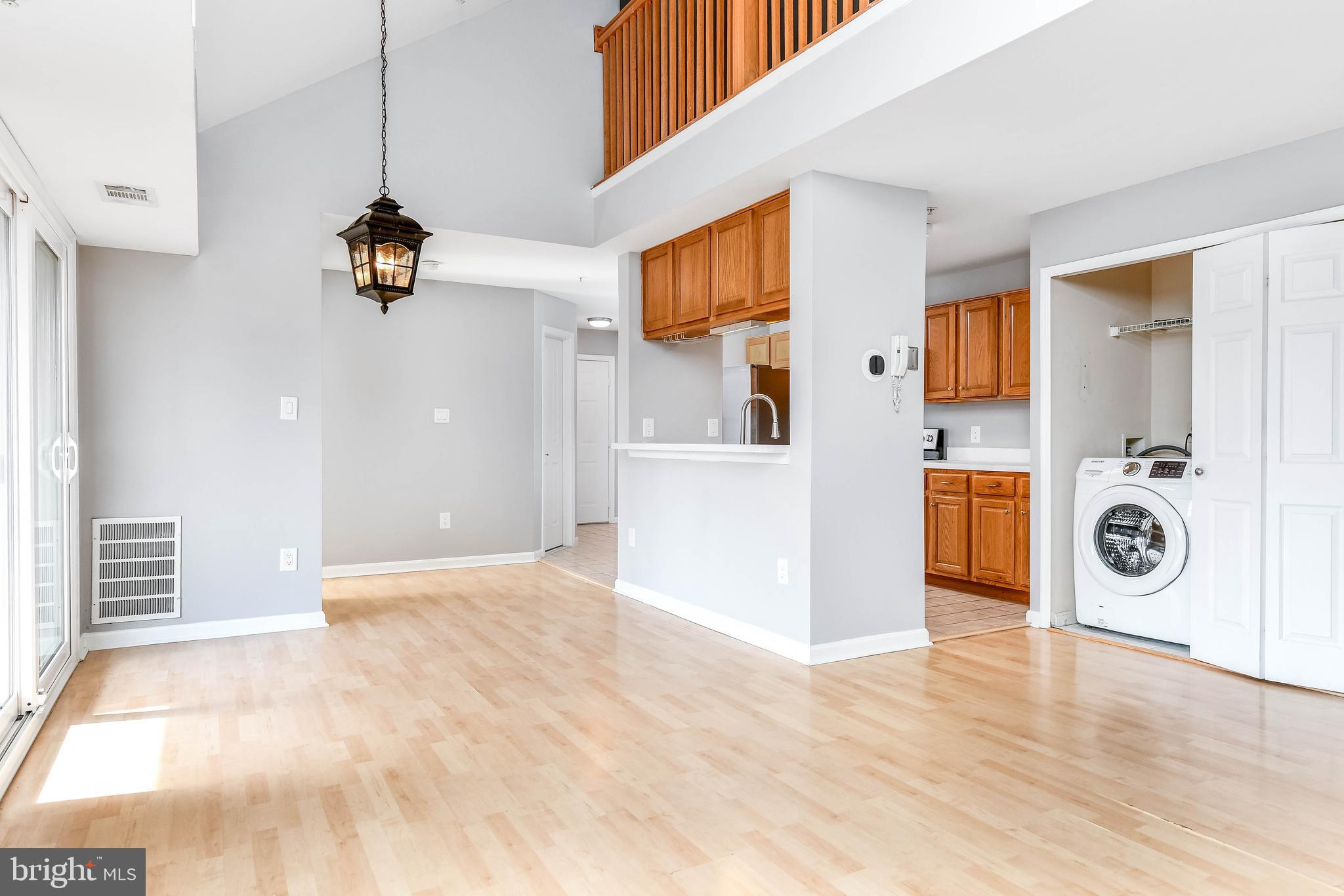 FAIRMONT - Residential