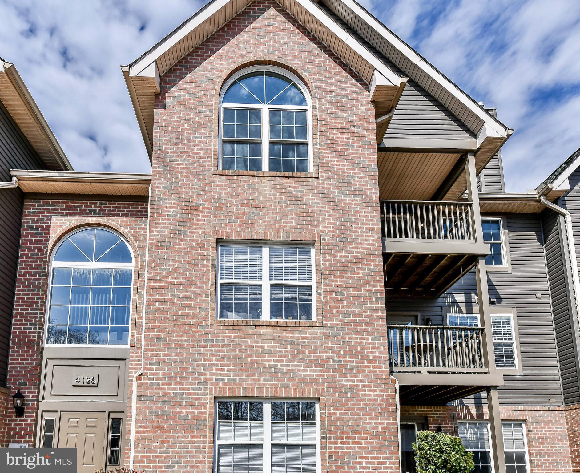 FAIRMONT - Residential