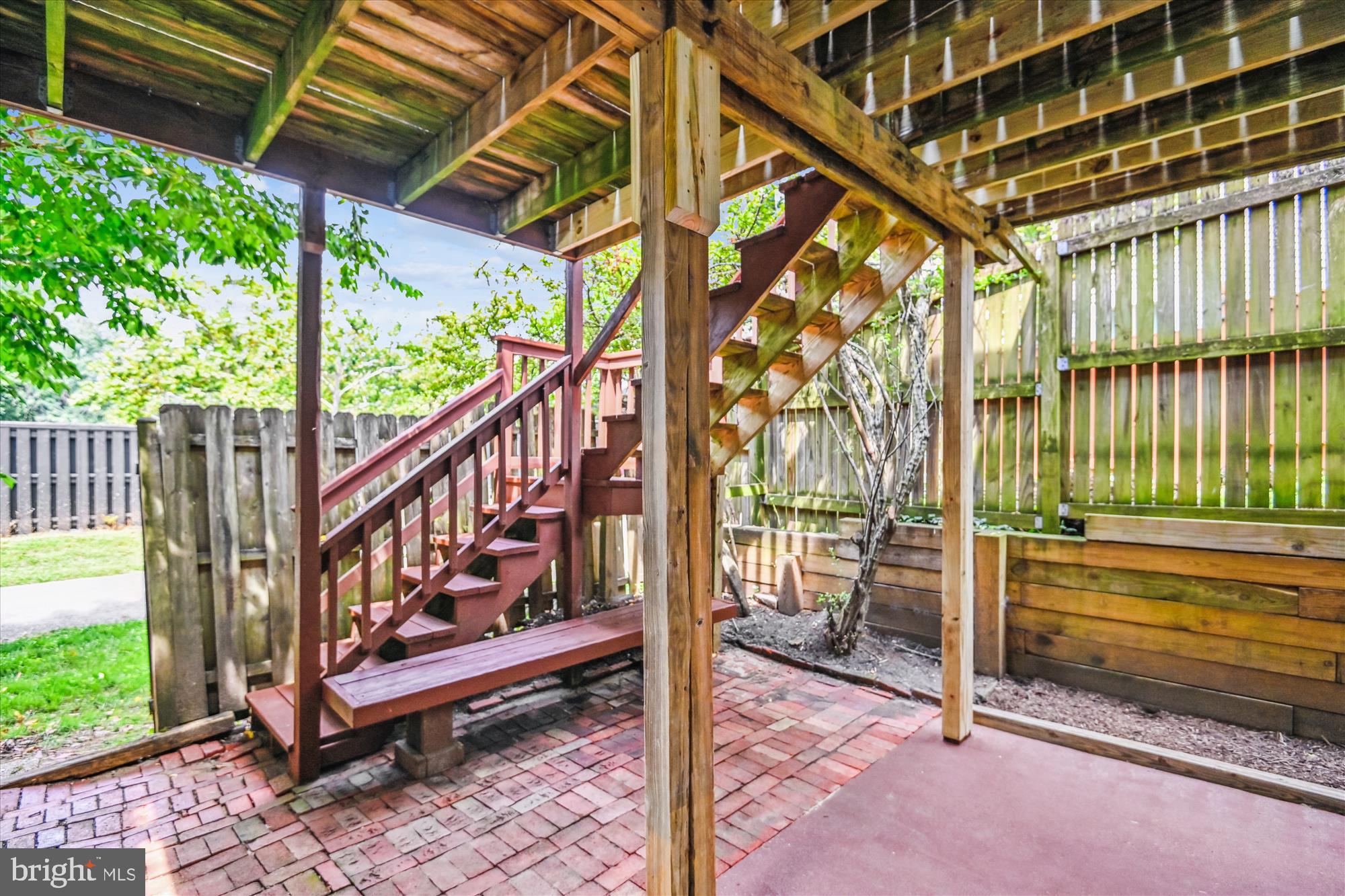 PAINTERS HILL - Residential