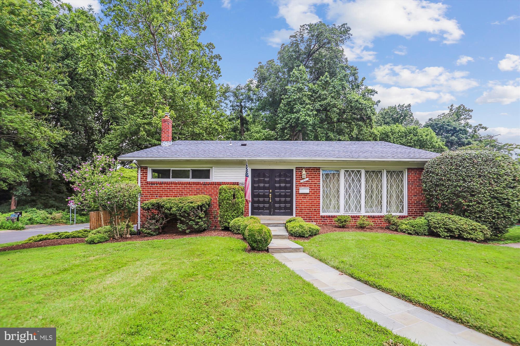 Light-filled and beautifully maintained, this spacious four-level split home offers comfort, flexibility and accessibility in a prime neighborhood! Featuring 5 bedrooms and 3.5 bathrooms, the home includes hardwood floors throughout and a remodeled kitchen with stainless steel appliances, granite countertops, Cathedral ceilings, and ceramic tile flooring. The inviting family room opens to a large patio and fully fenced backyard - perfect for outdoor entertaining. The upper level features three well-sized bedrooms, providing ample space for family or guests. On the main level, you'll find an additional bedroom or den, perfect for a home office or guest room. The lower level includes a fifth bedroom, offering a private space for guests or could be utilized as a quiet office or studio.
The unbeatable location adds significant value to this property with the Chevy Chase Recreation Association just a block away, offering residents access to three swimming pools, tennis courts and more. It's also ideally located near exceptional schools and top institutions like NIH, Walter Reed/National Naval Medical Center, and is just minutes away from downtown Bethesda and the Metro, ensuring you're never far from convenience or entertainment.