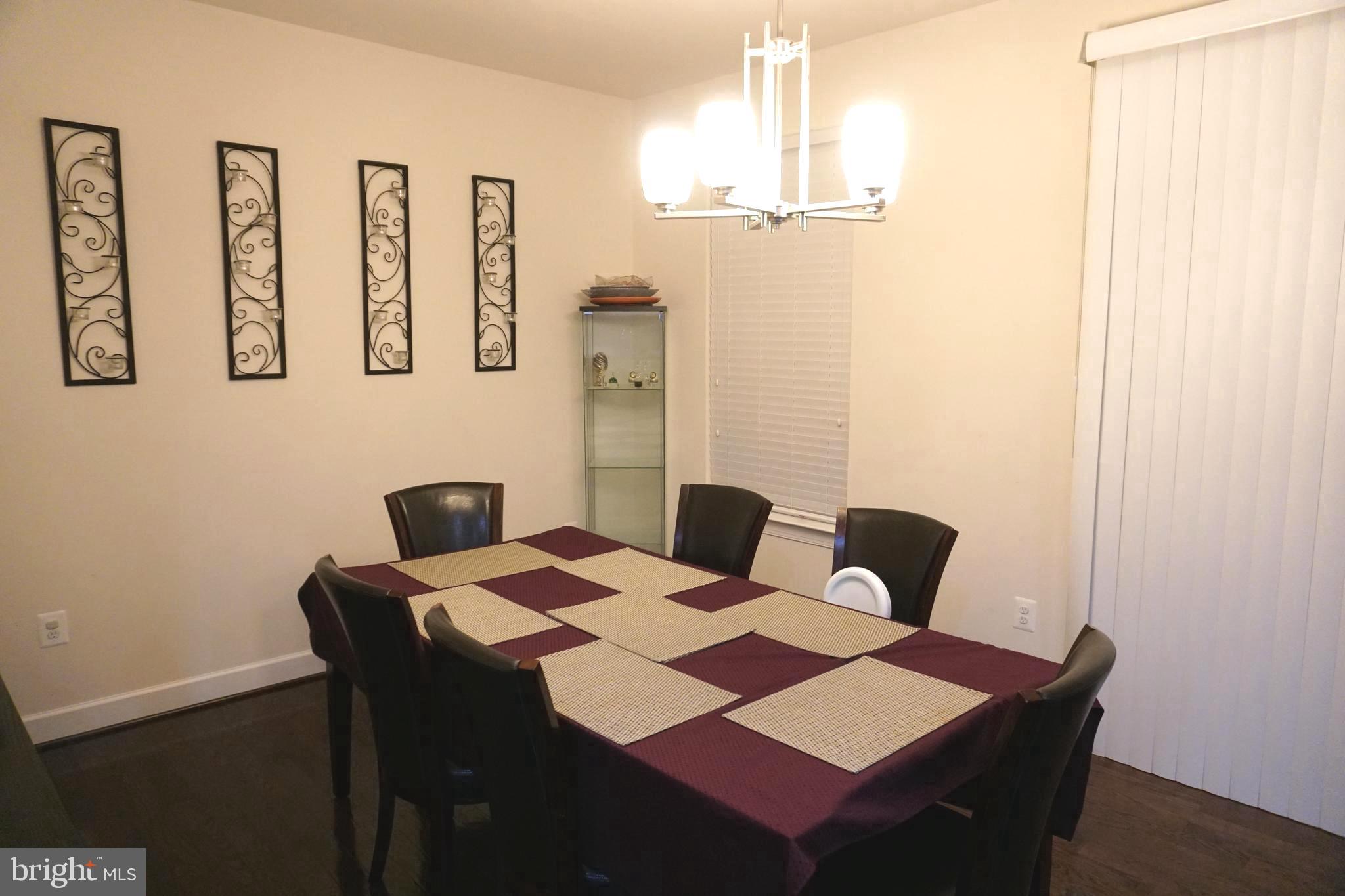 BRADLEY SQUARE - Residential