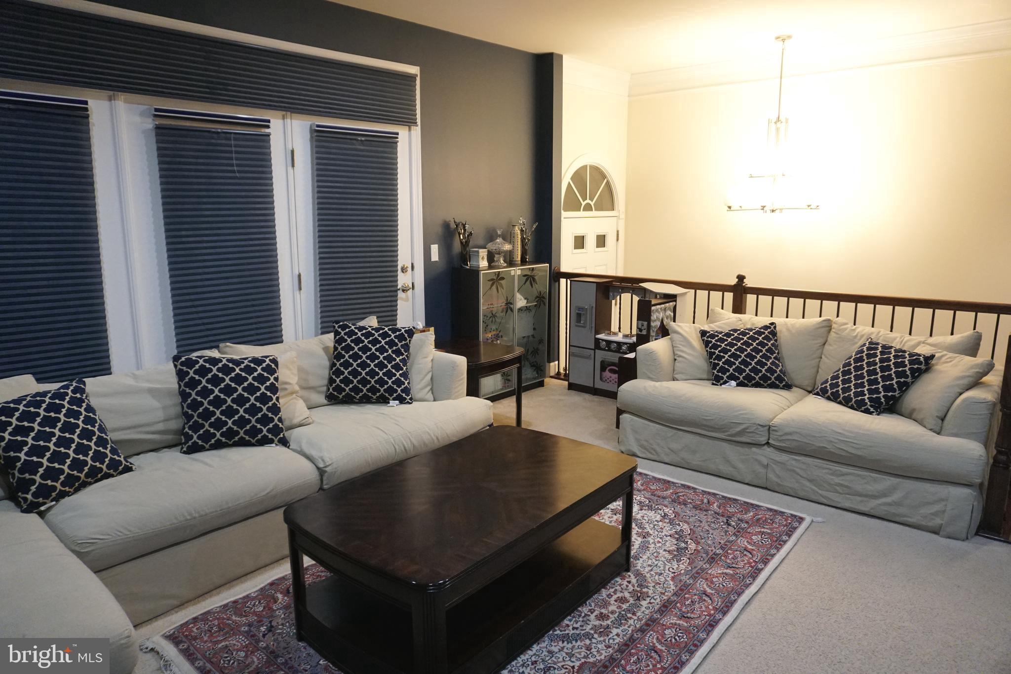 BRADLEY SQUARE - Residential