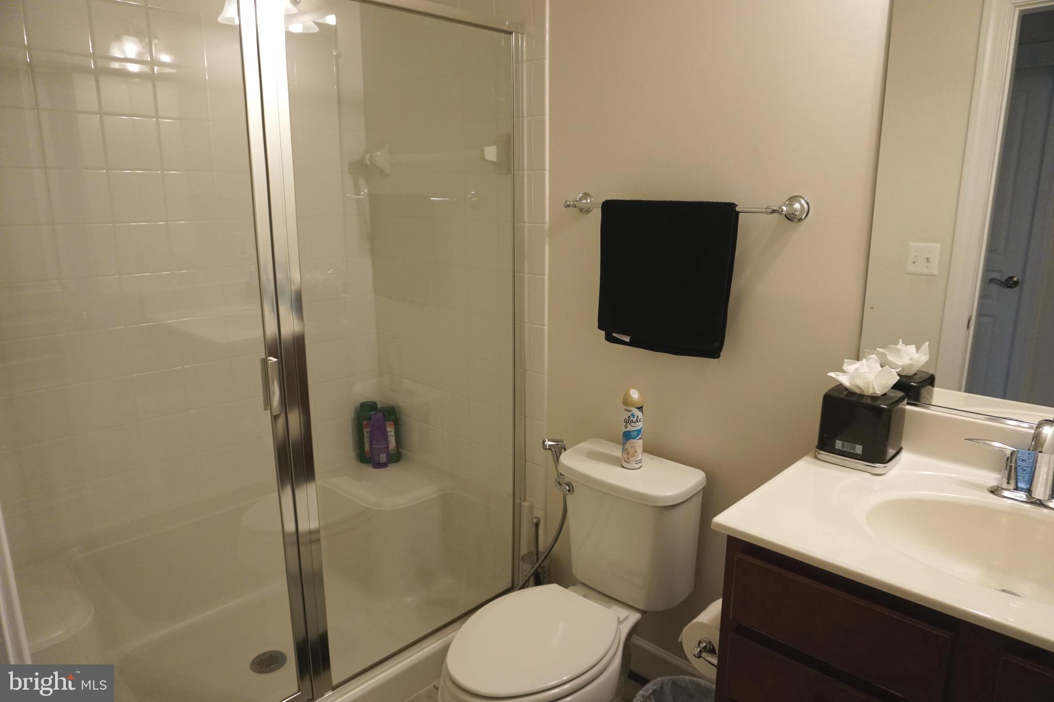 BRADLEY SQUARE - Residential