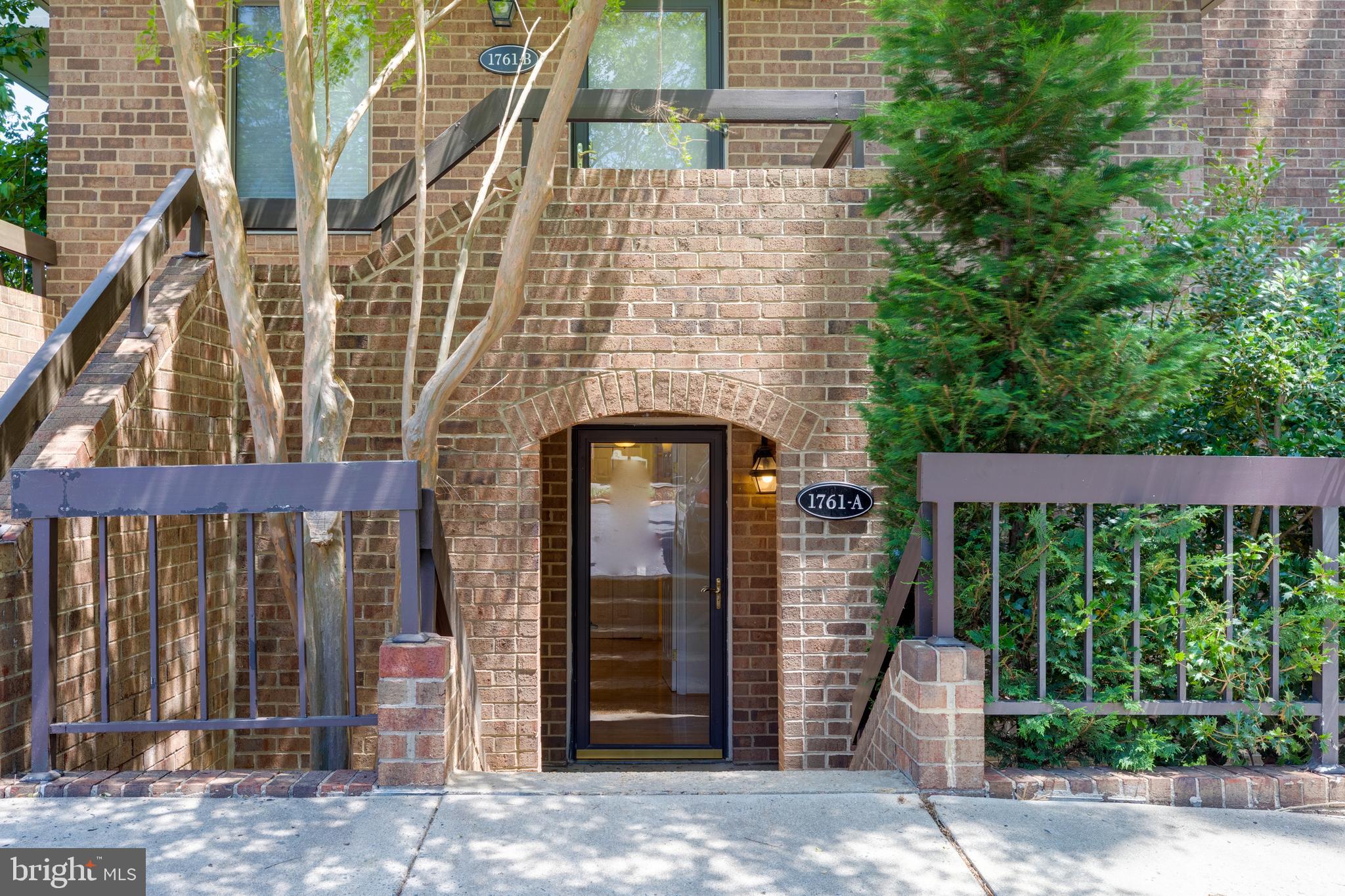 SOUTHAMPTON - Residential Lease