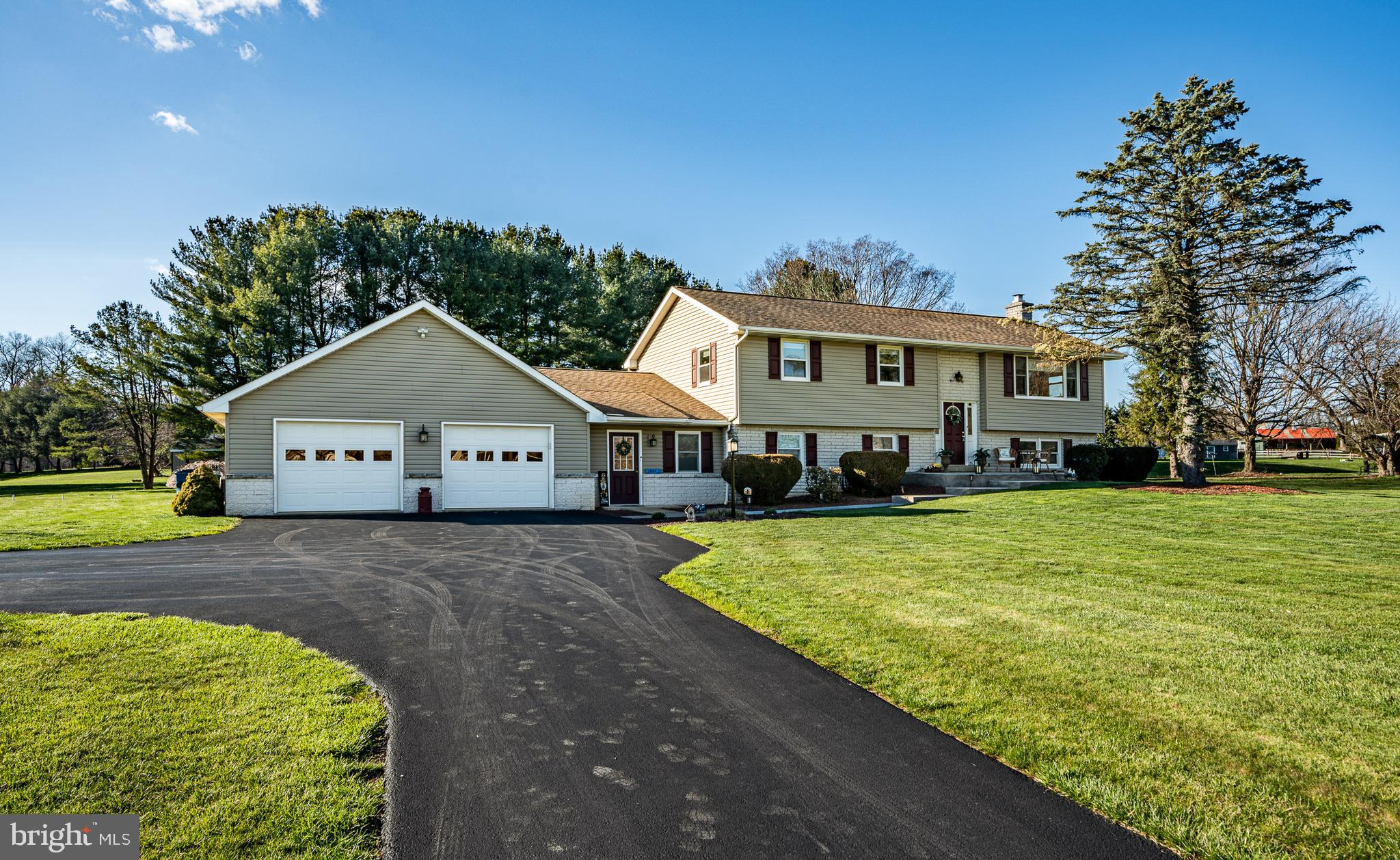 WOODLAND VIEW ESTATES - Residential