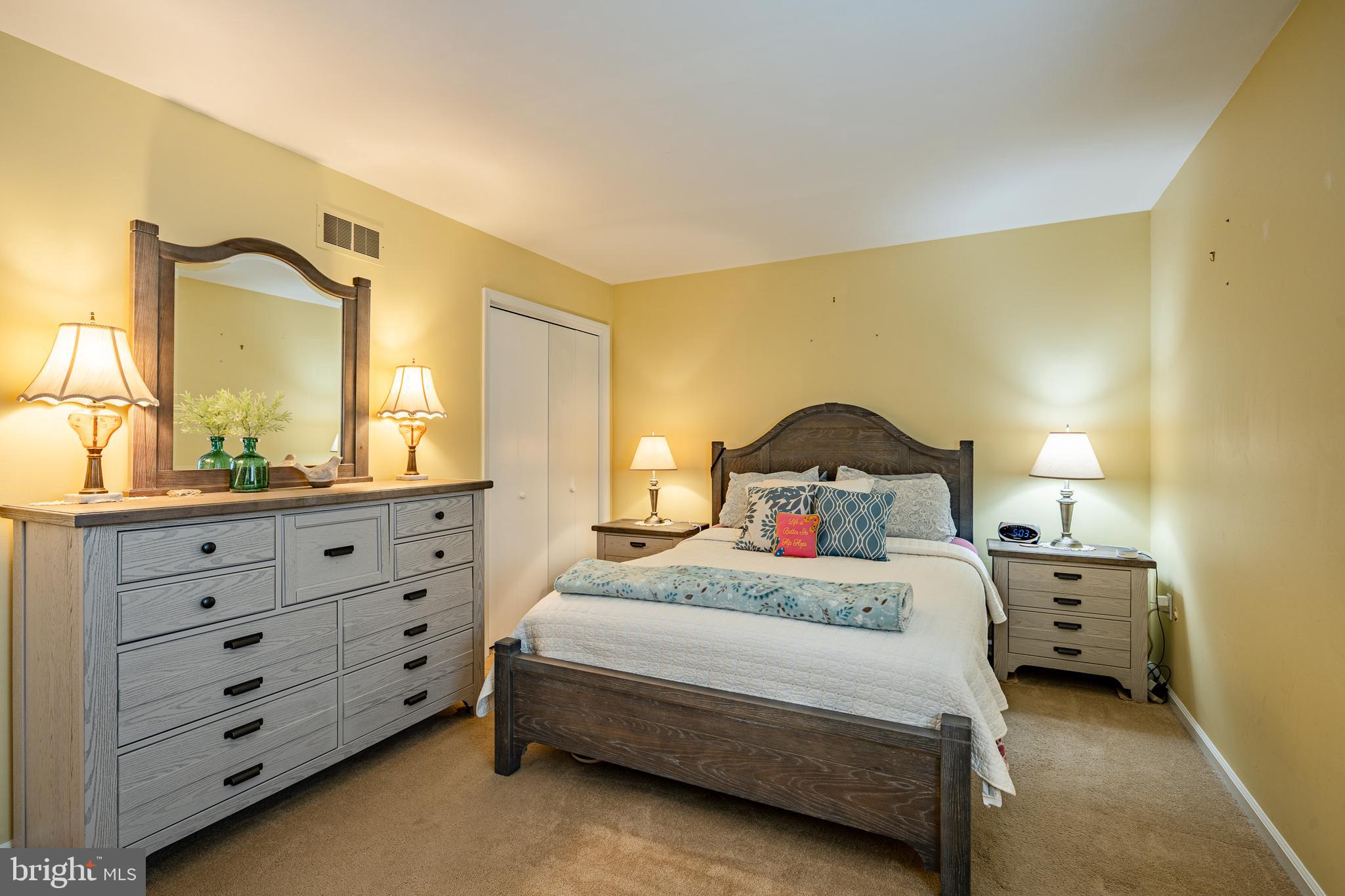 WOODLAND VIEW ESTATES - Residential