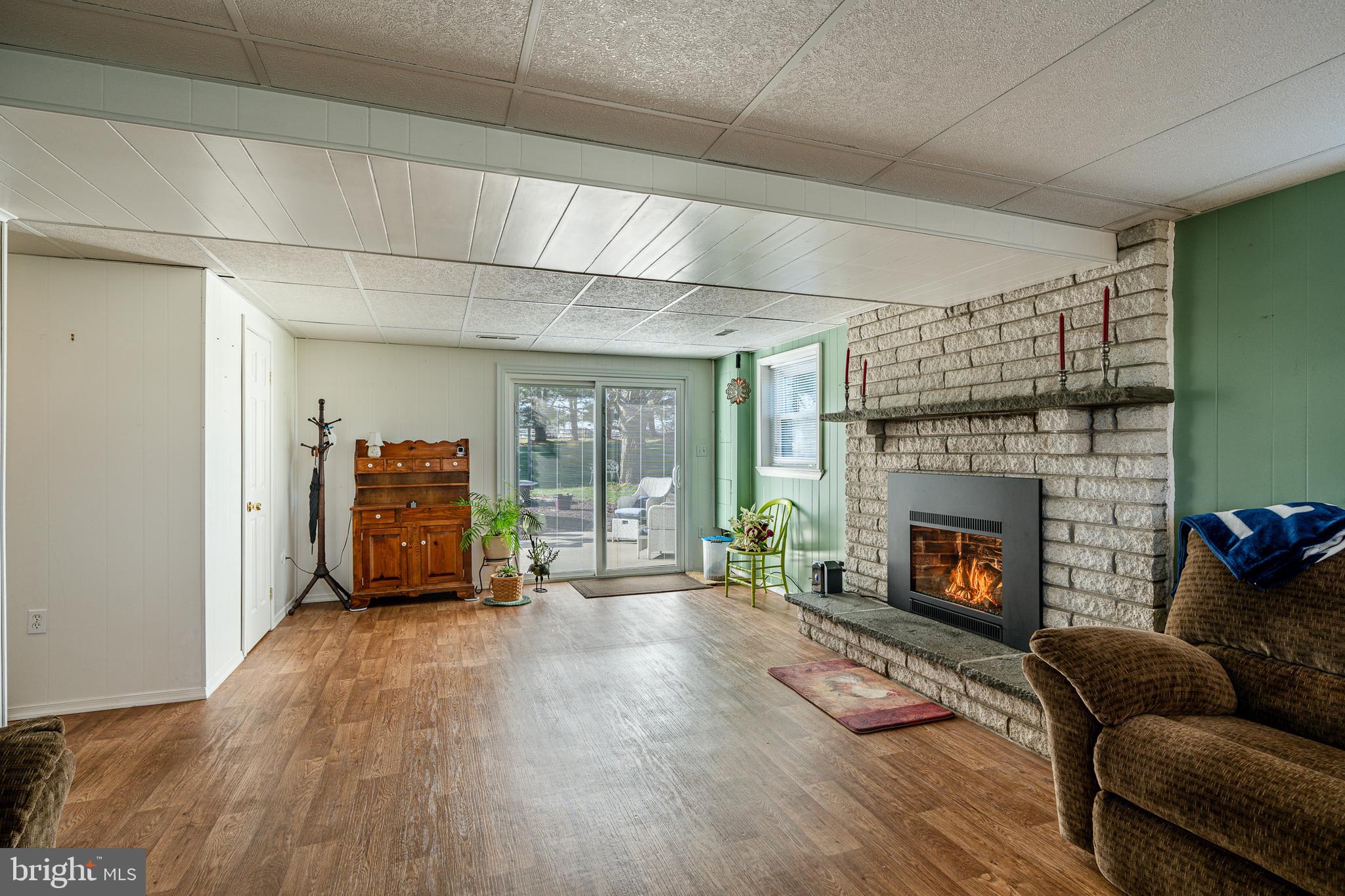 WOODLAND VIEW ESTATES - Residential