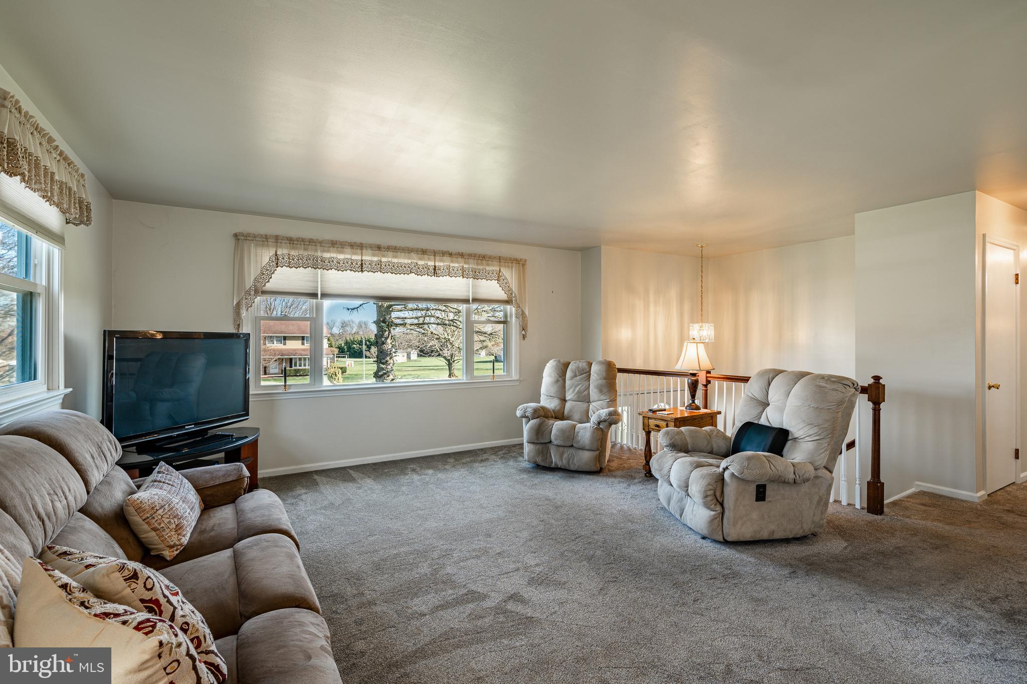 WOODLAND VIEW ESTATES - Residential