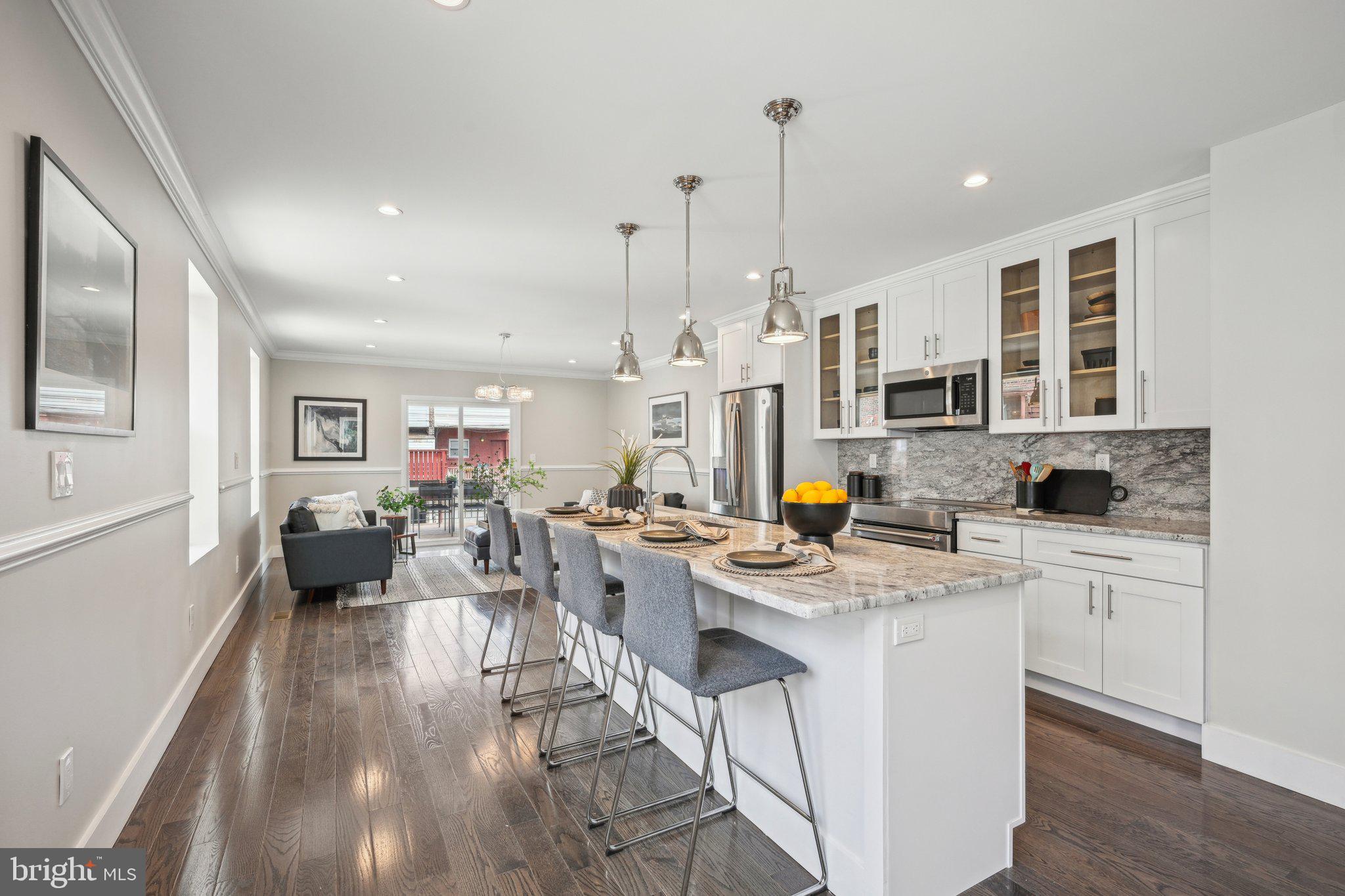 UNIVERSITY CITY - Residential