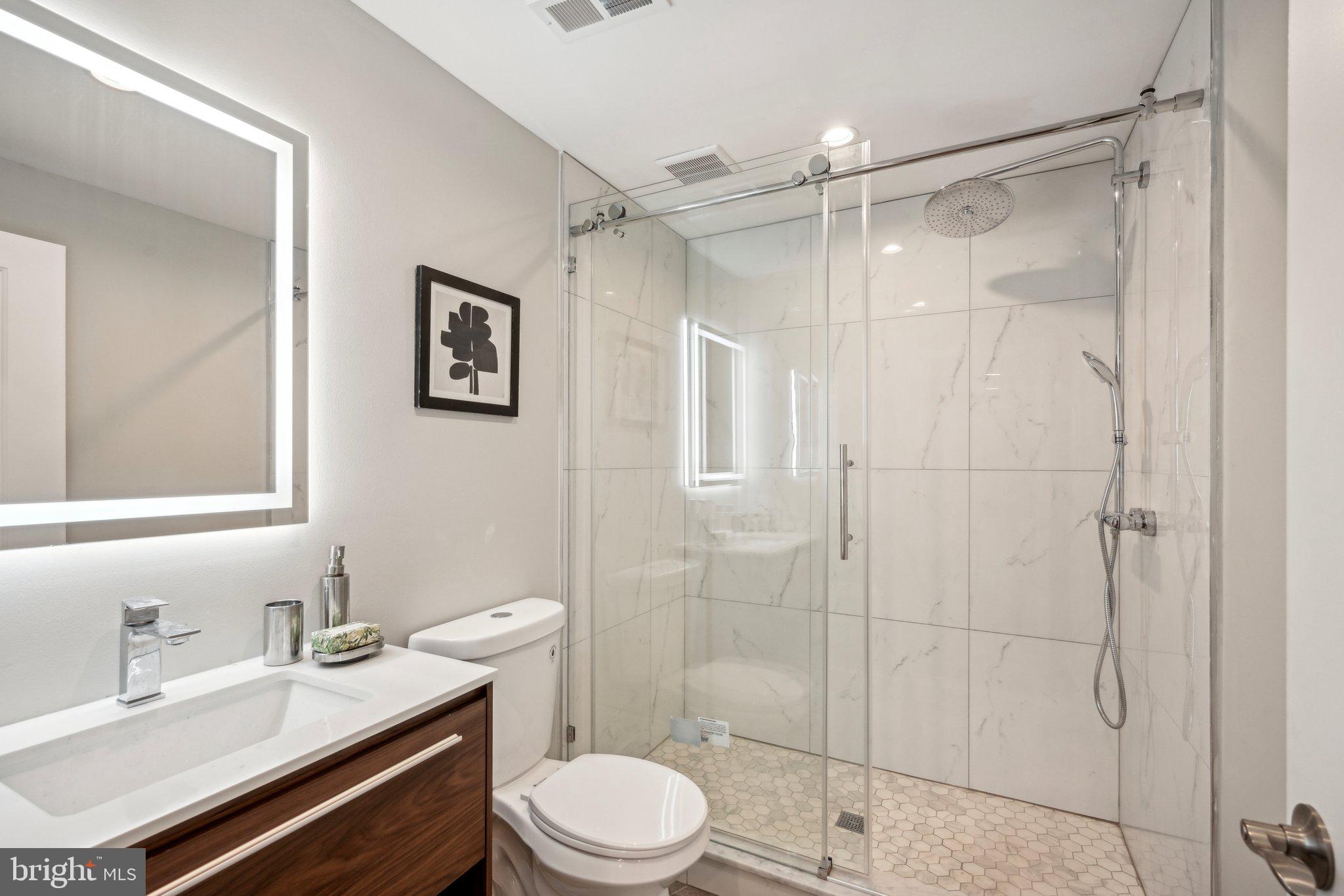 UNIVERSITY CITY - Residential