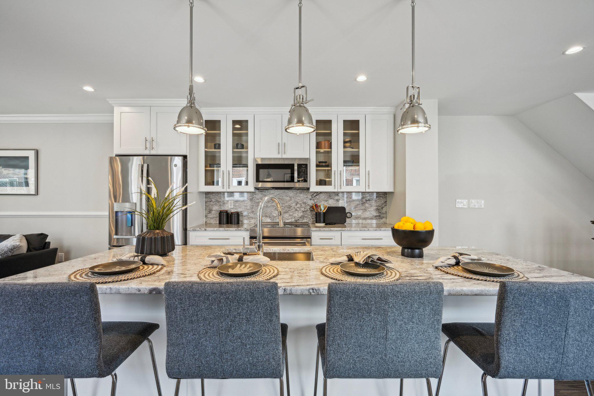 UNIVERSITY CITY - Residential