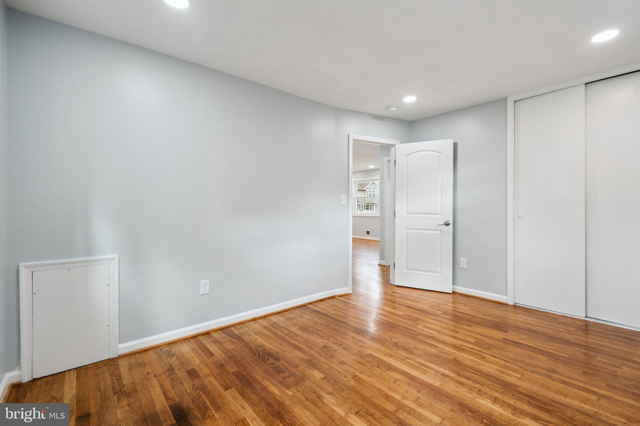 SPRINGFIELD - Residential