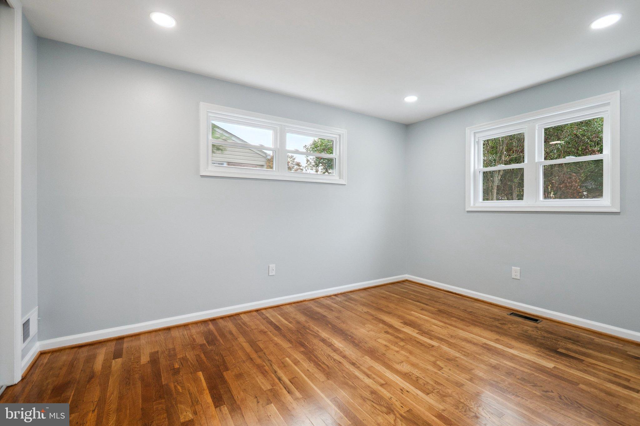 SPRINGFIELD - Residential