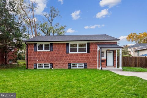 7118 KERR DRIVE SPRINGFIELD VA 22150