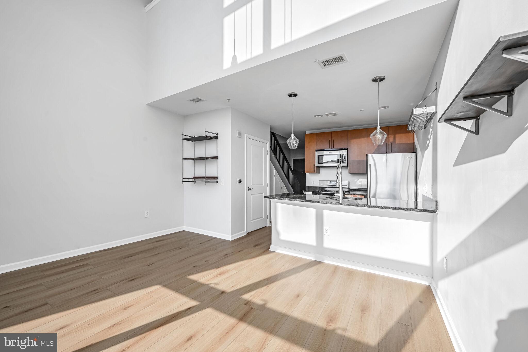 SPECTRUM CONDO - Residential Lease