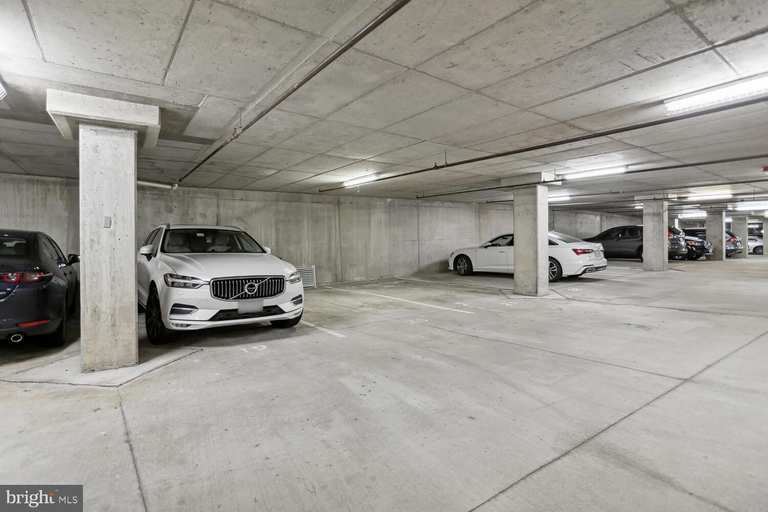 SPECTRUM CONDO - Residential Lease