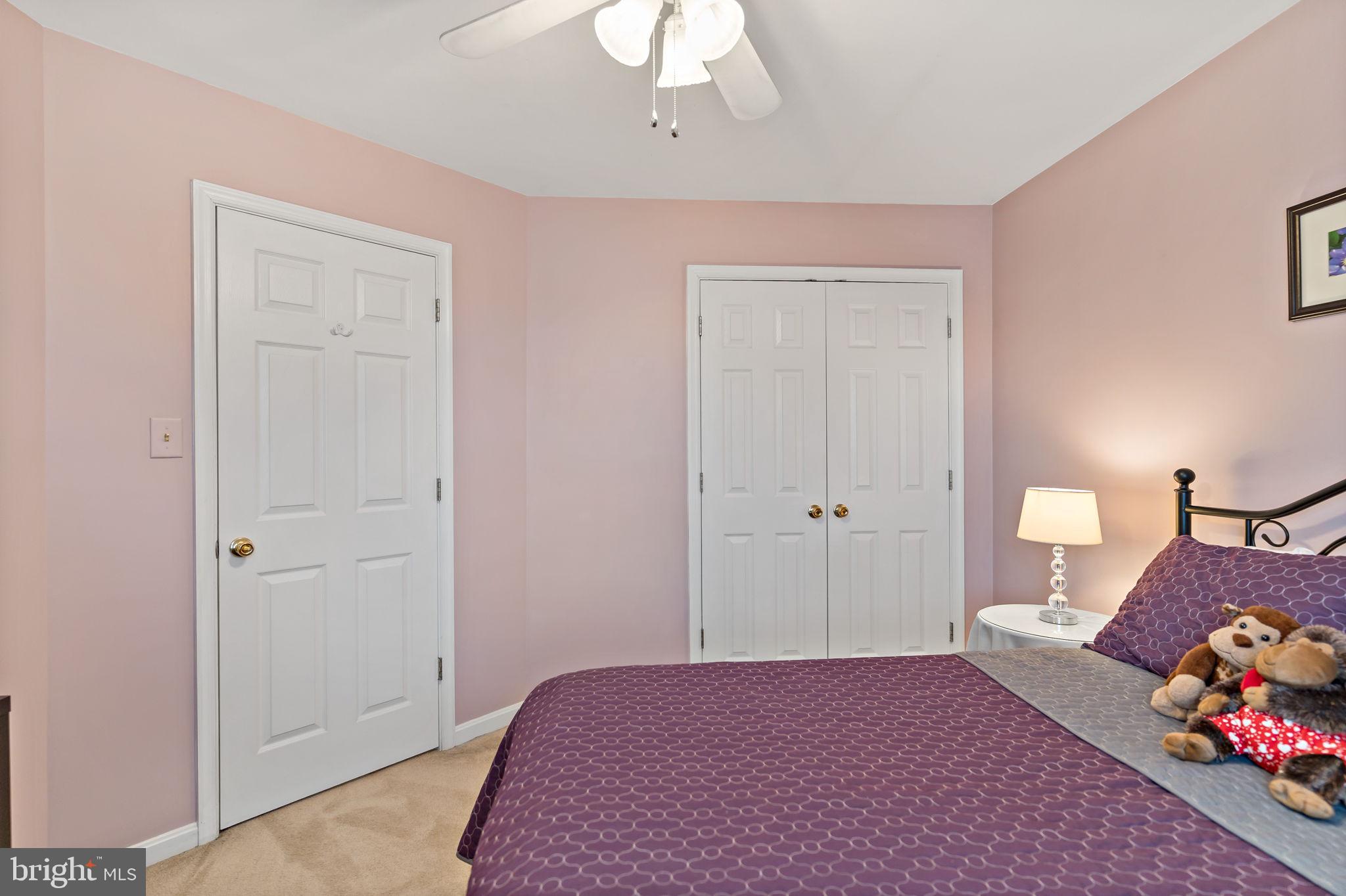 LAUREL RIDGE - Residential