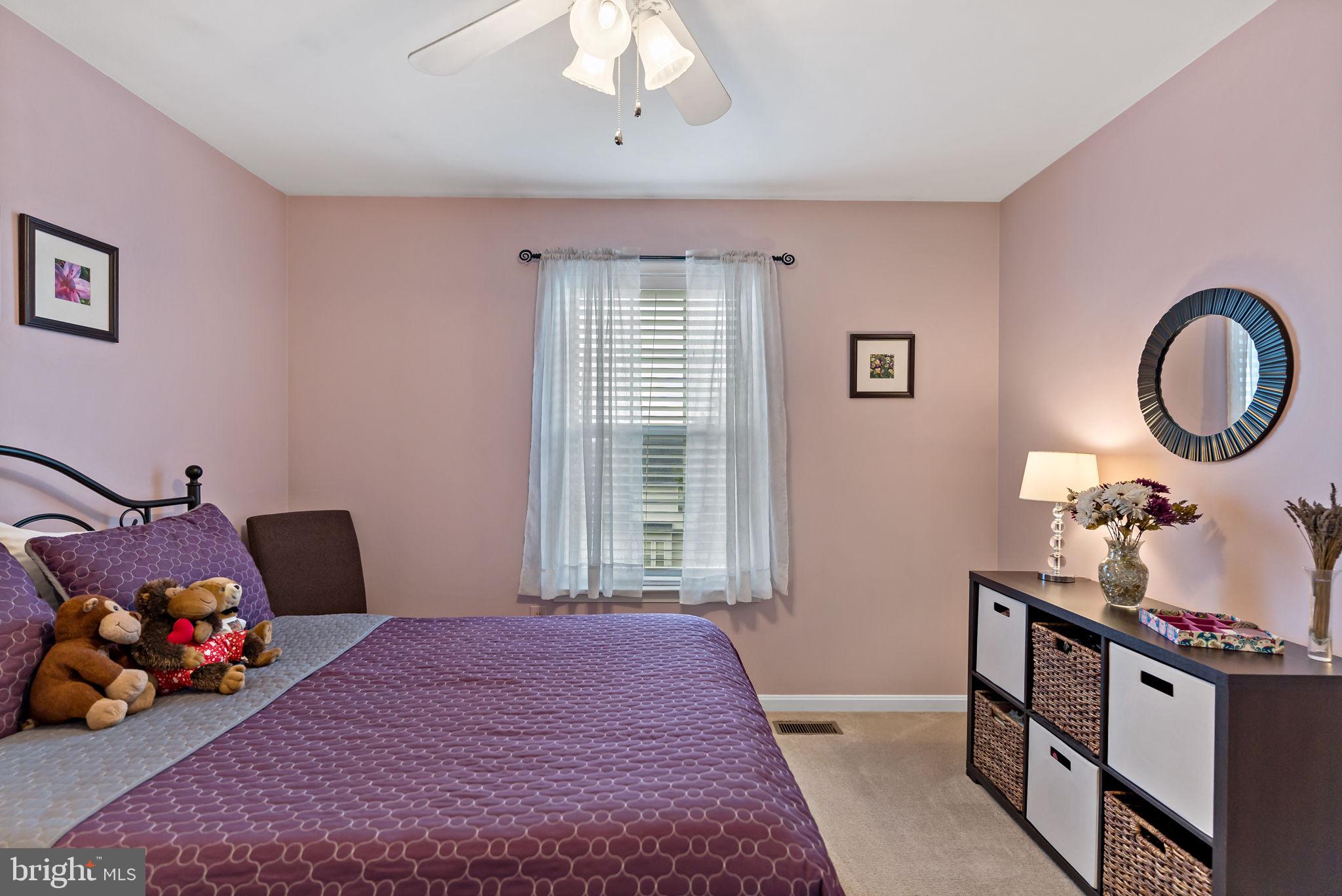 LAUREL RIDGE - Residential