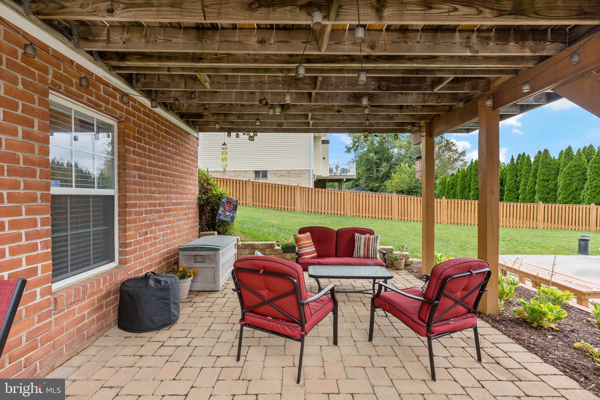 LAUREL RIDGE - Residential