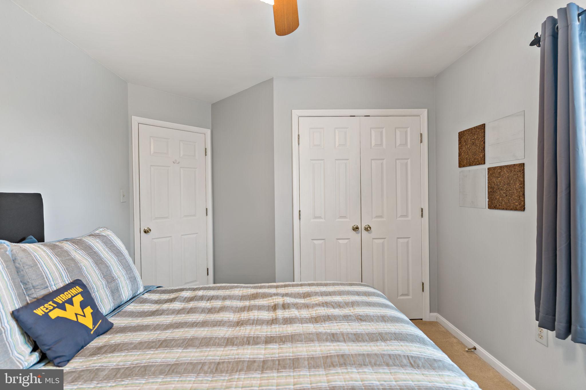 LAUREL RIDGE - Residential