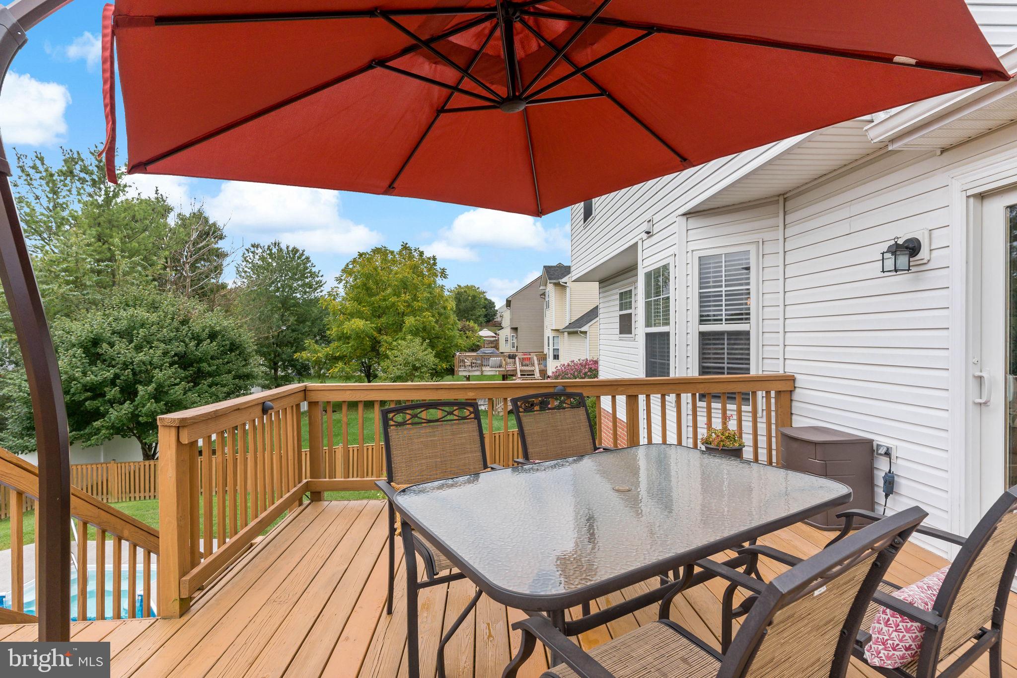 LAUREL RIDGE - Residential