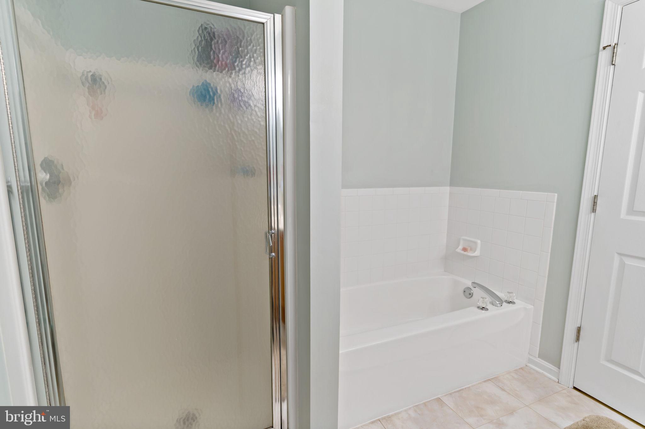 LAUREL RIDGE - Residential