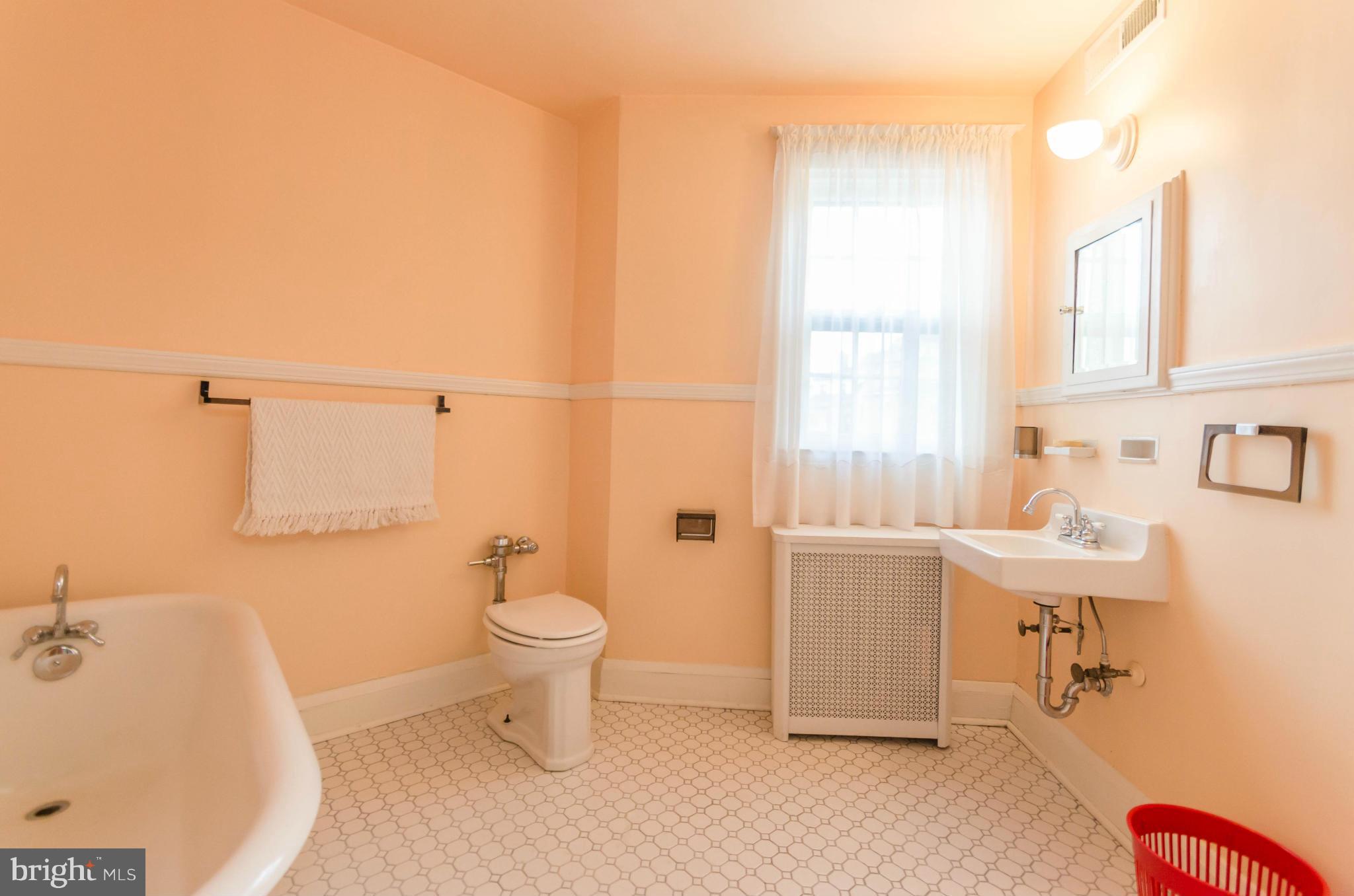 TUSCANY CANTERBURY - Residential