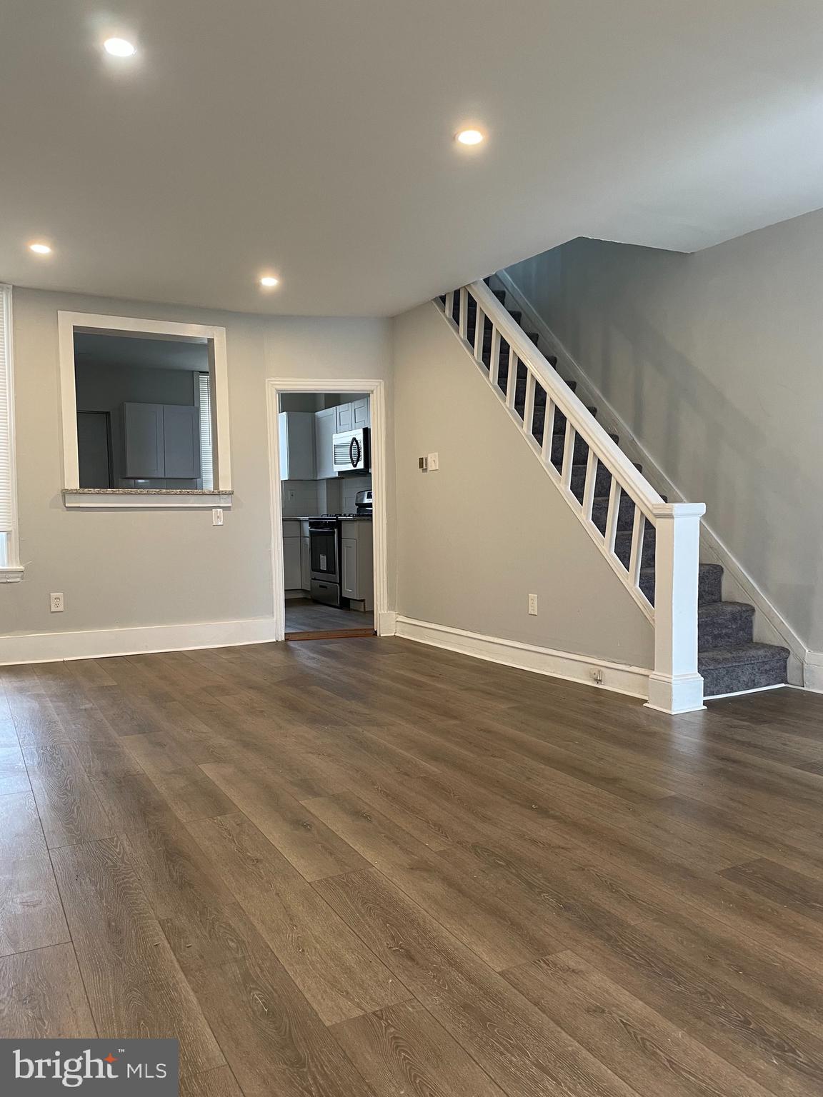 WEST OAK LANE - Residential