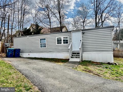 Mobile Home For Sale - 11209 Mobile Drive<br/> Fairfax County, FAIRFAX, VA 22030