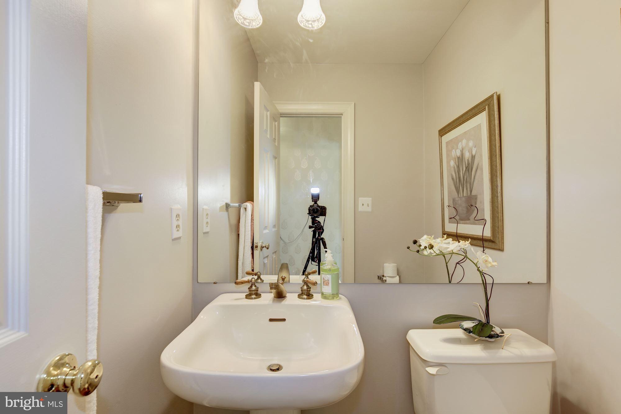 ESWORTHY PARK - Residential