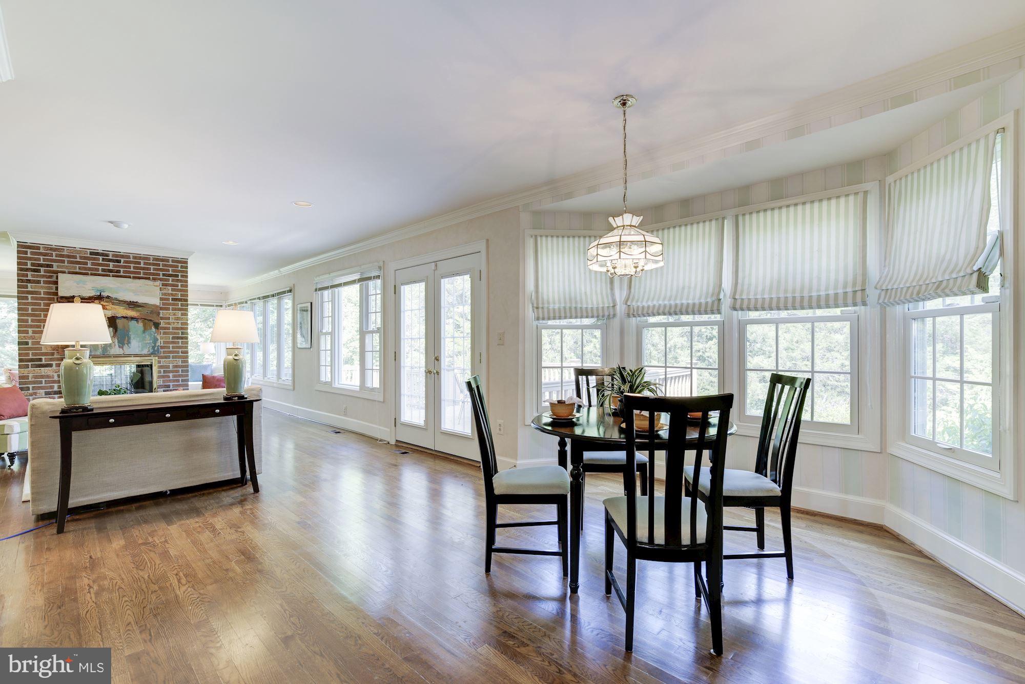 ESWORTHY PARK - Residential