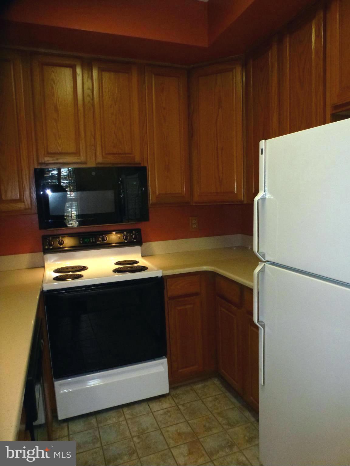 ETON SQUARE - Residential Lease