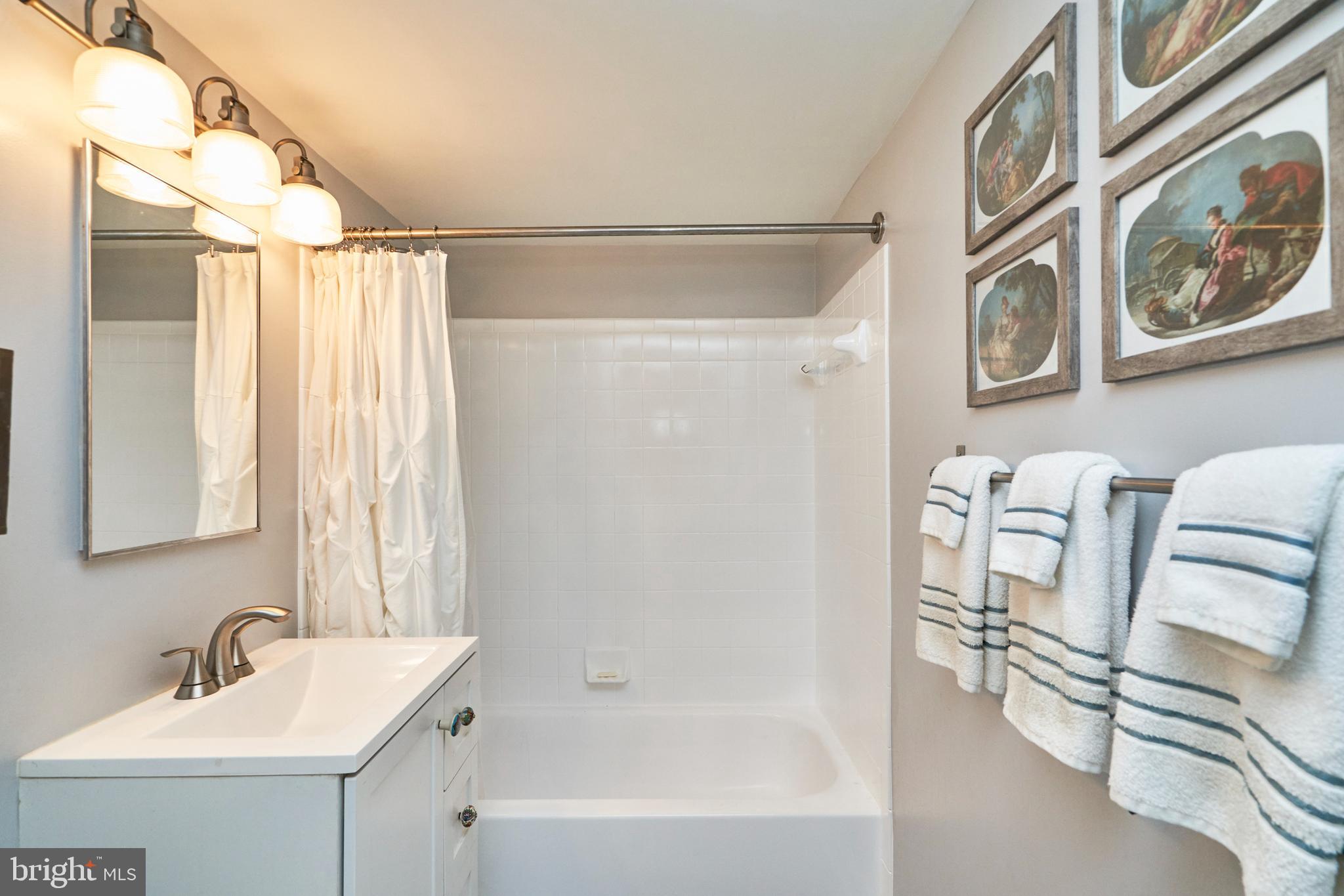 PARKSIDE AT ALEXANDRIA - Residential