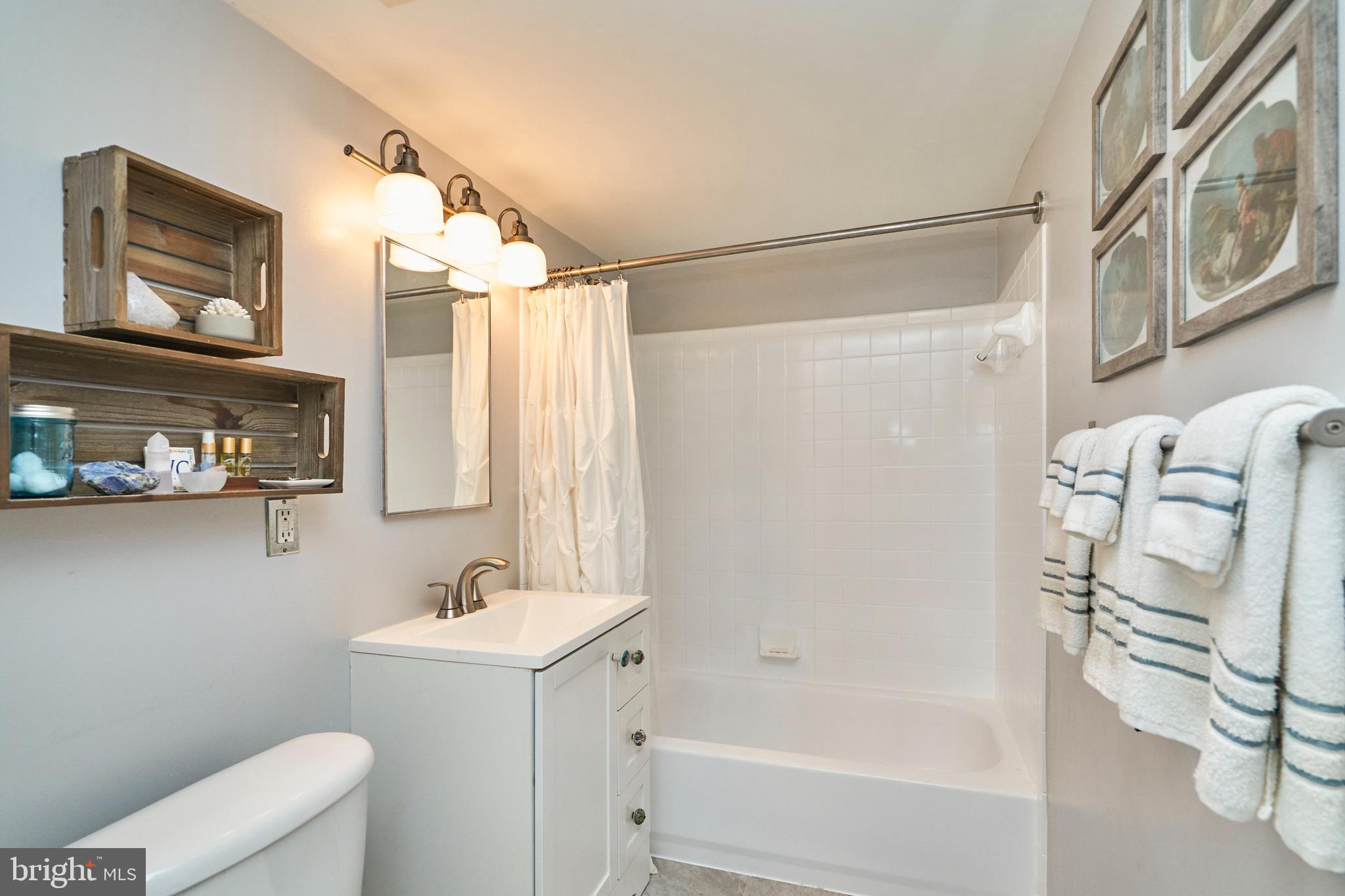 PARKSIDE AT ALEXANDRIA - Residential