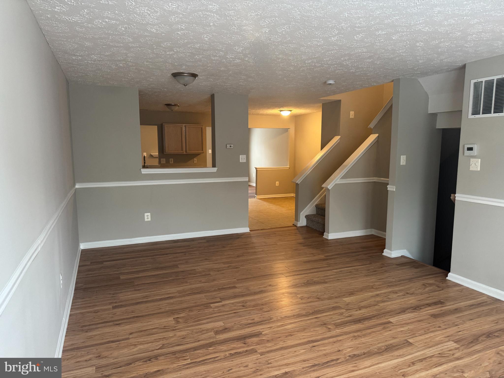 REISTERSTOWN VILLAGE - Residential