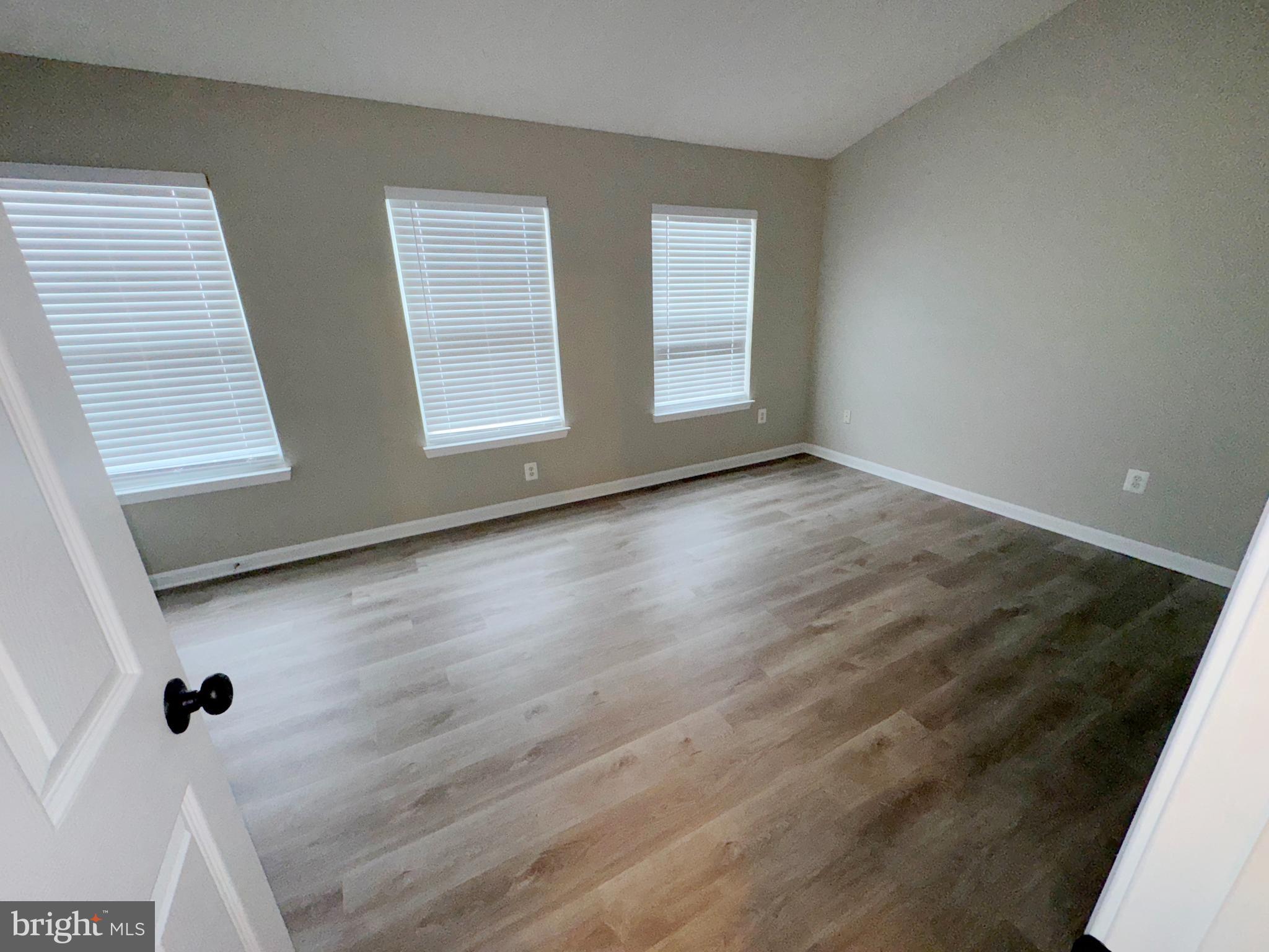 REISTERSTOWN VILLAGE - Residential