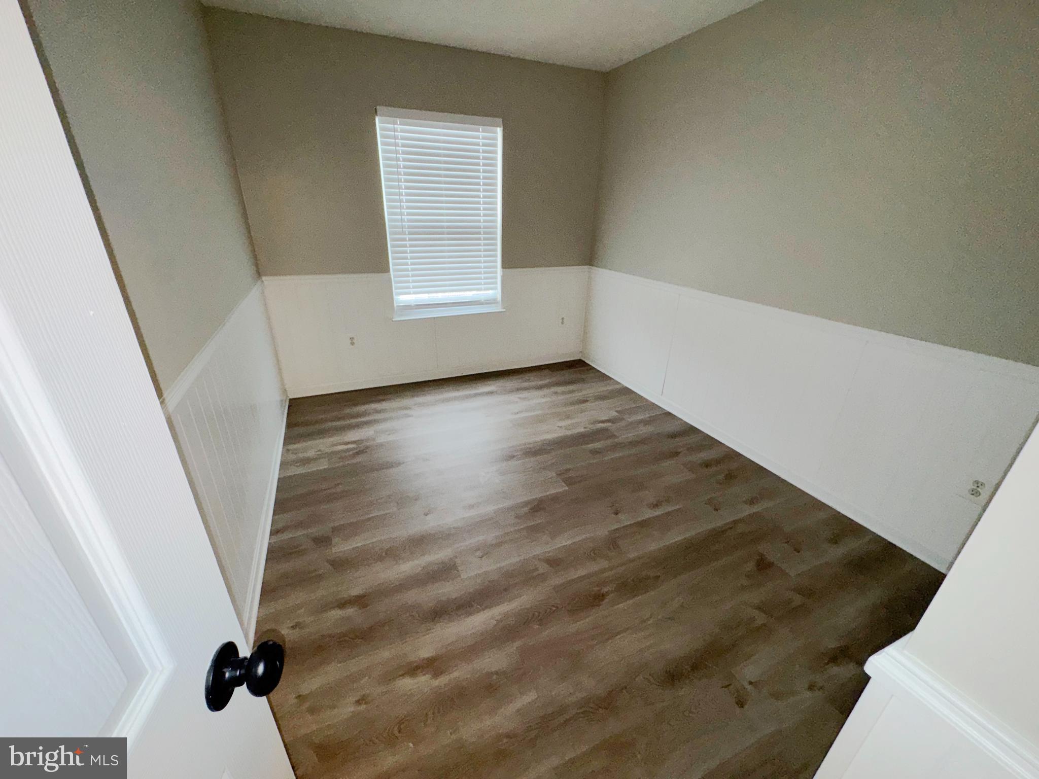 REISTERSTOWN VILLAGE - Residential