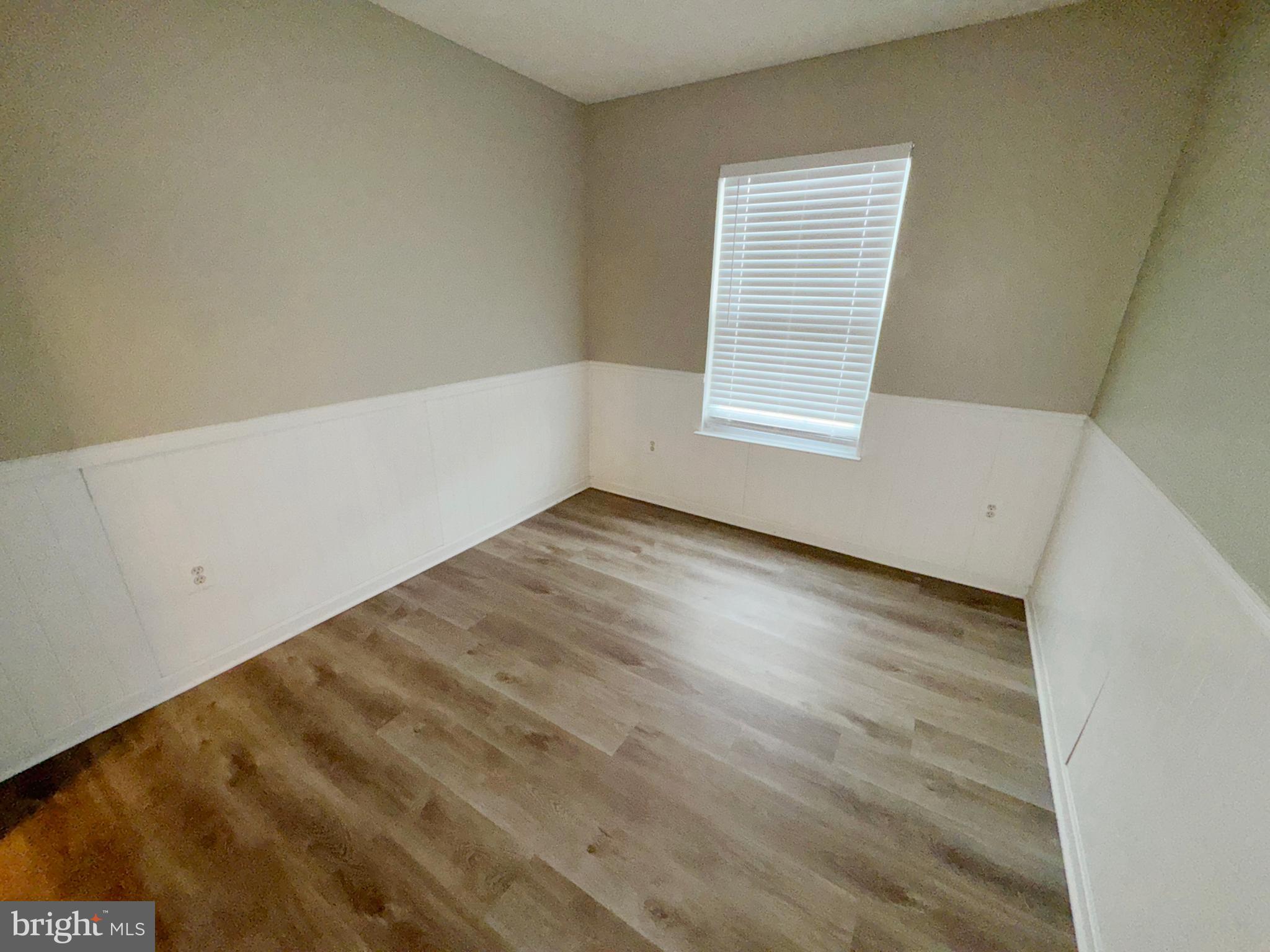 REISTERSTOWN VILLAGE - Residential