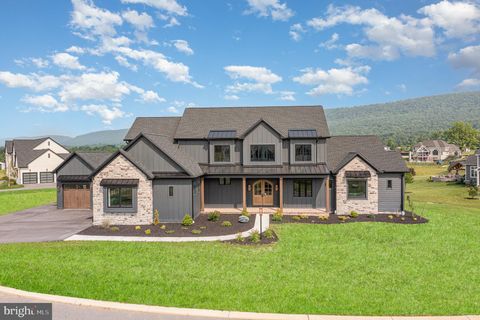 10 SAILFISH DRIVE MECHANICSBURG PA 17050