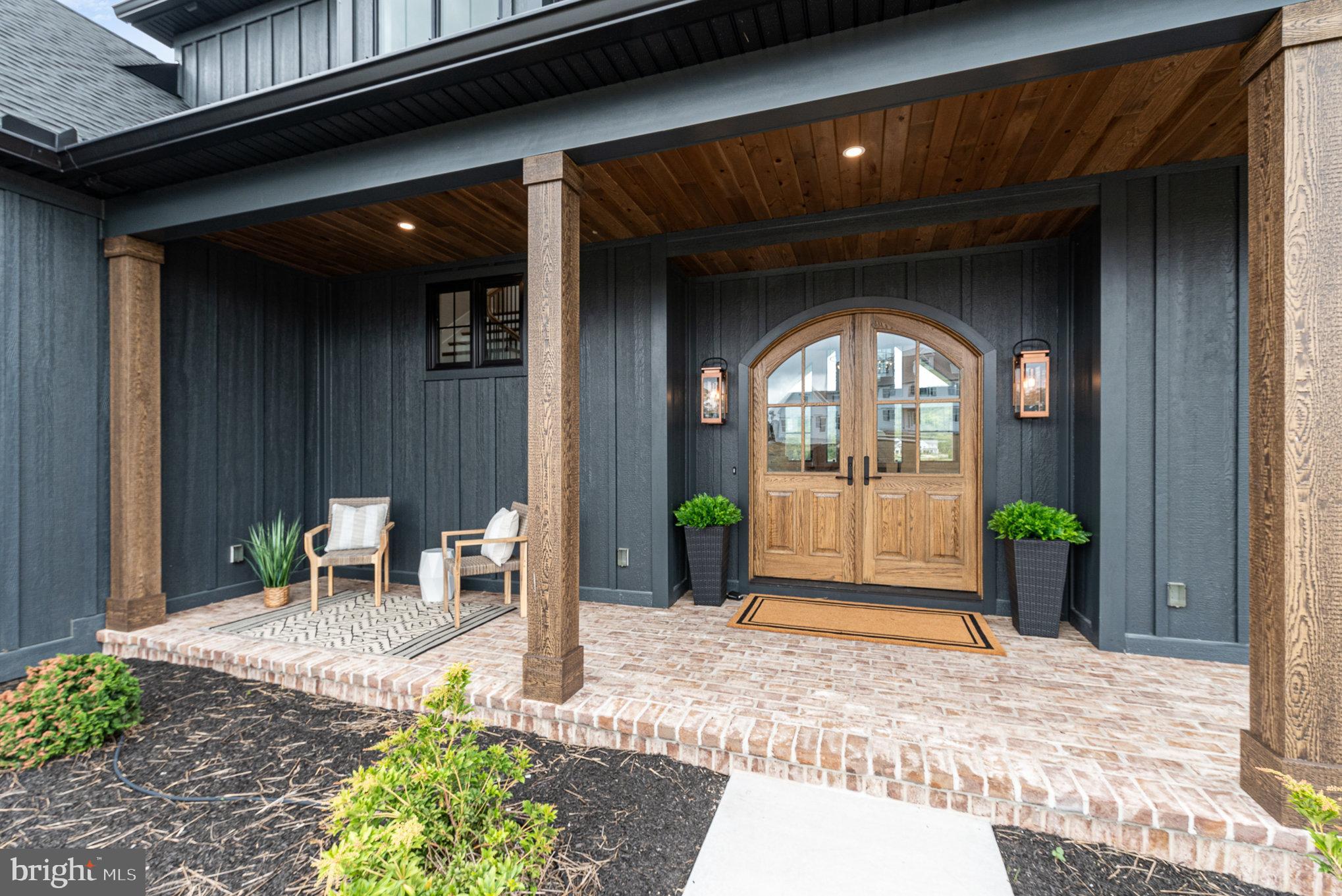 10 SAILFISH DRIVE