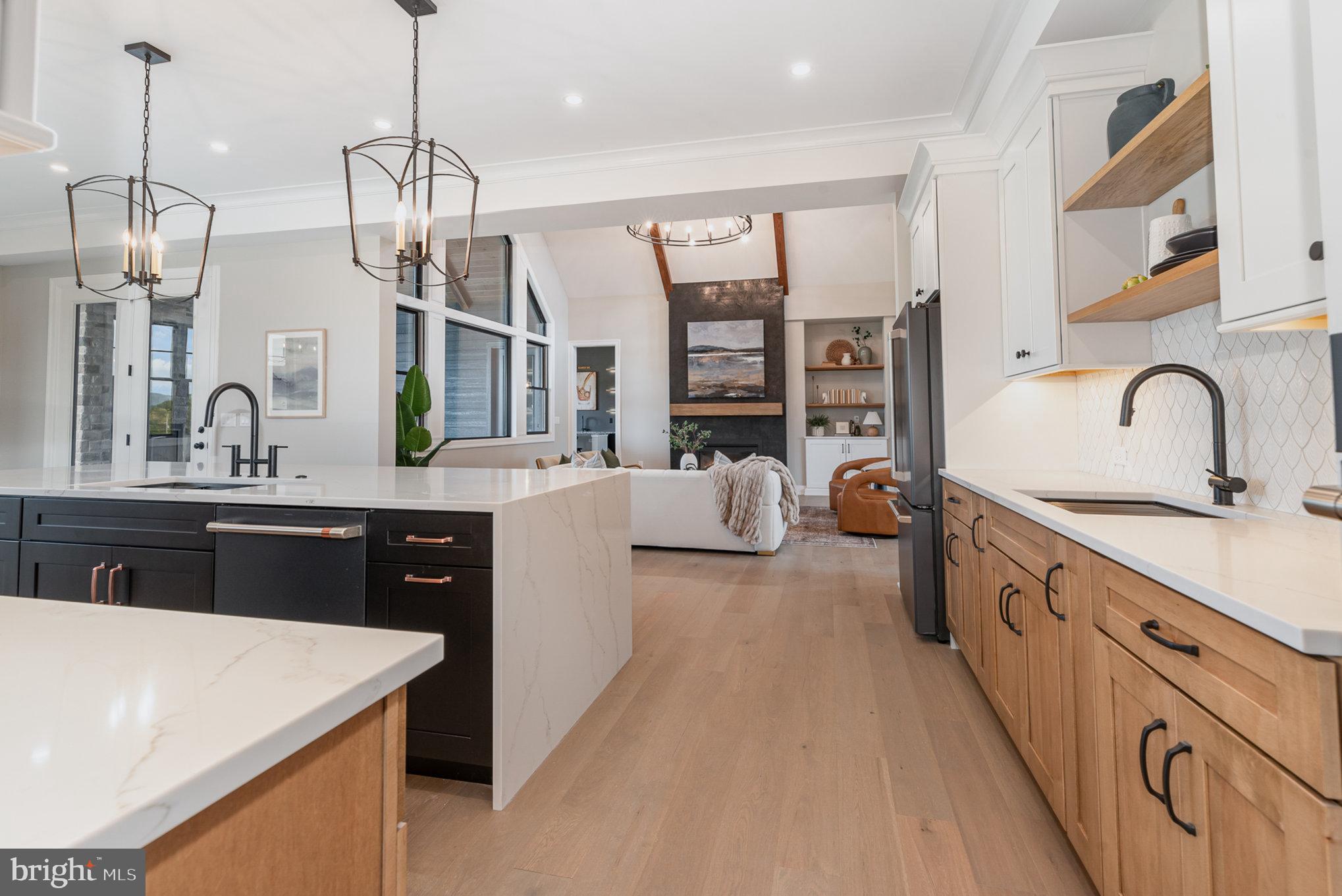 GLENDALE ESTATES - Residential