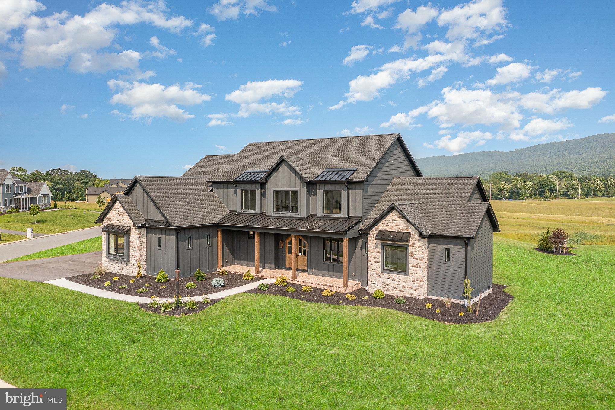 GLENDALE ESTATES - Residential